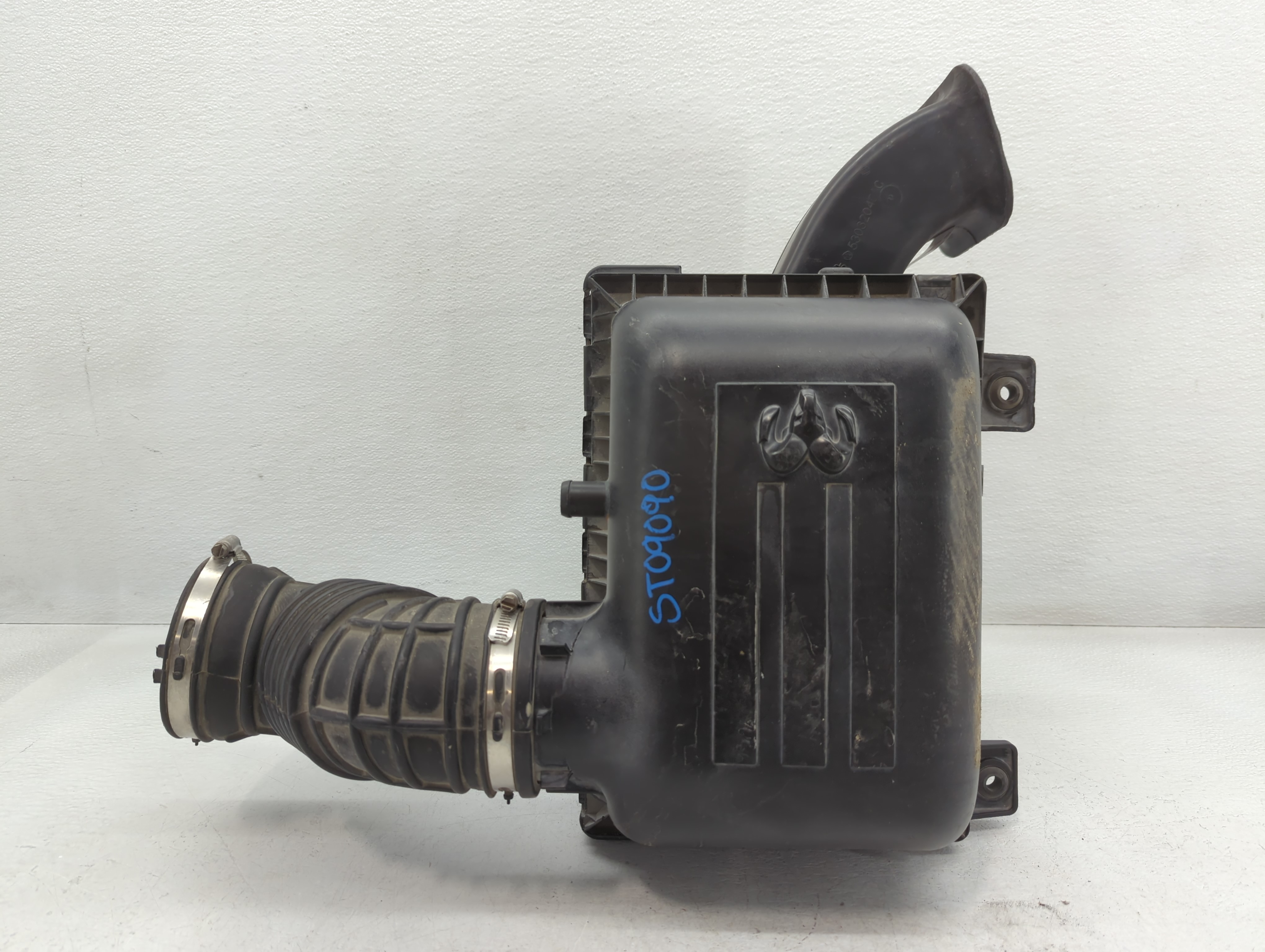 2002-2003 Dodge Ram 1500 Air Cleaner Intake-duct Hose Tube 773815 - Oemusedautoparts1.com