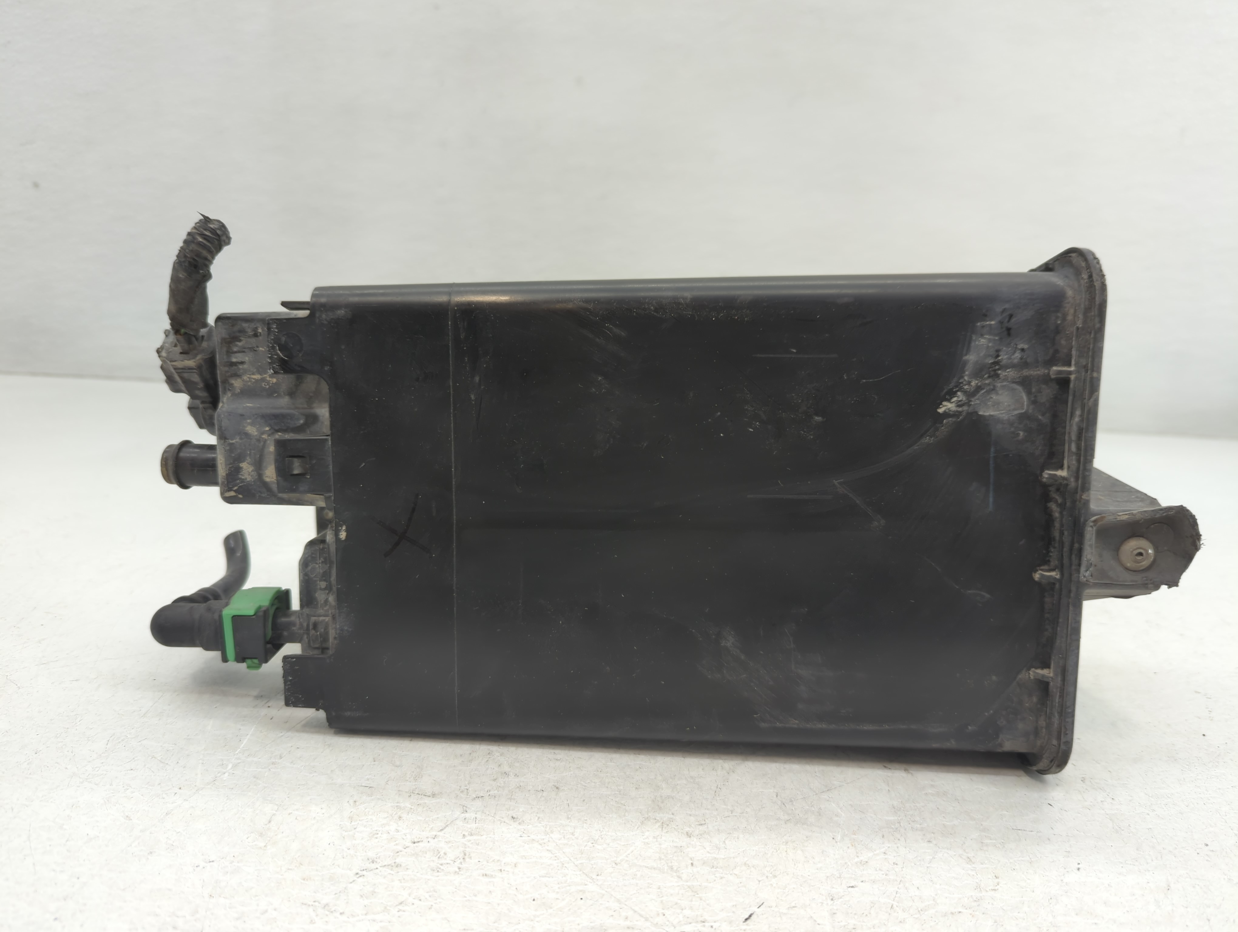 2013 Ford Taurus Fuel Vapor Charcoal Canister 773831 - Oemusedautoparts1.com
