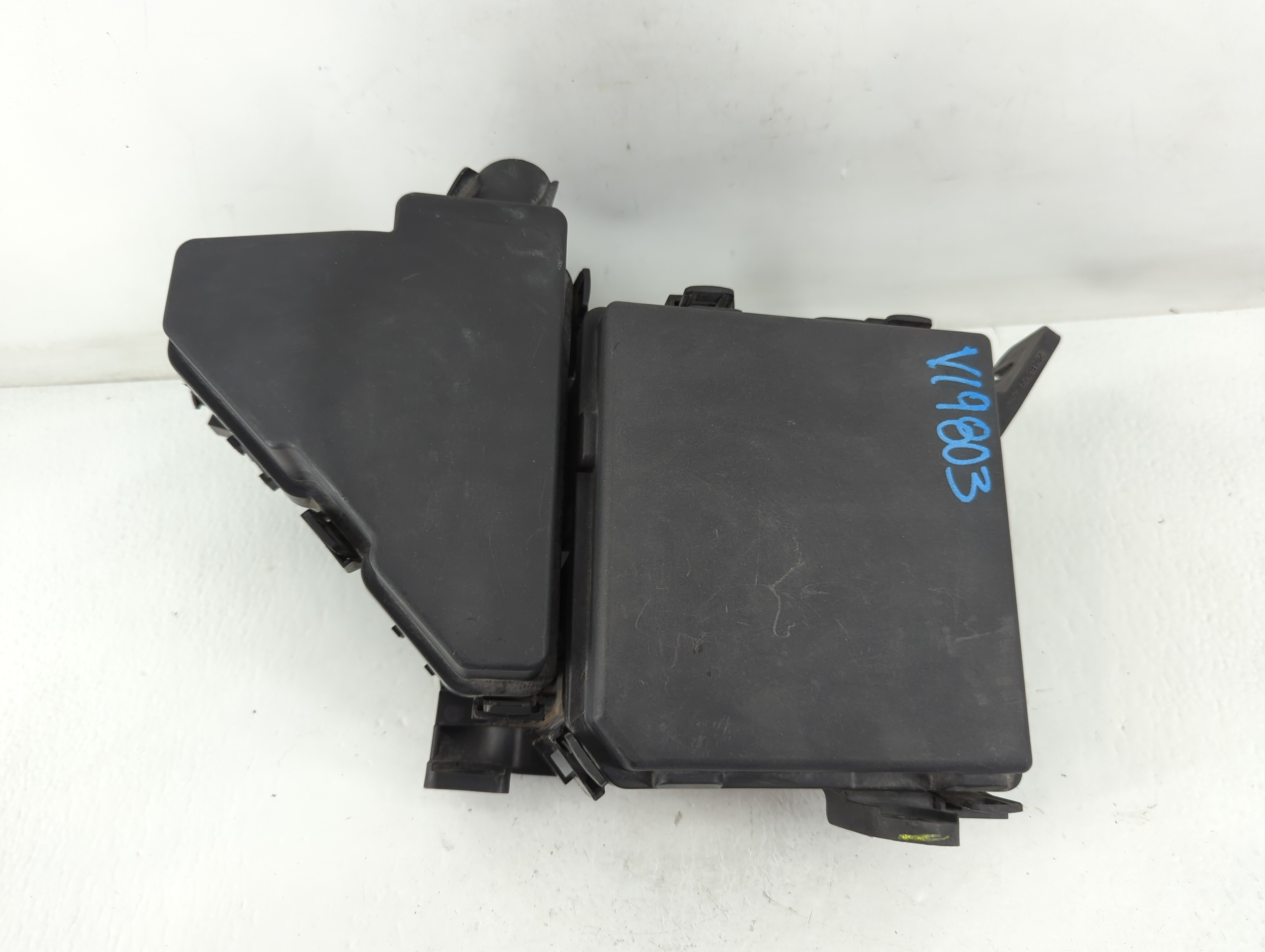 2019-2020 Infiniti Qx50 Fusebox Fuse Box Relay Module 773844 - Oemusedautoparts1.com