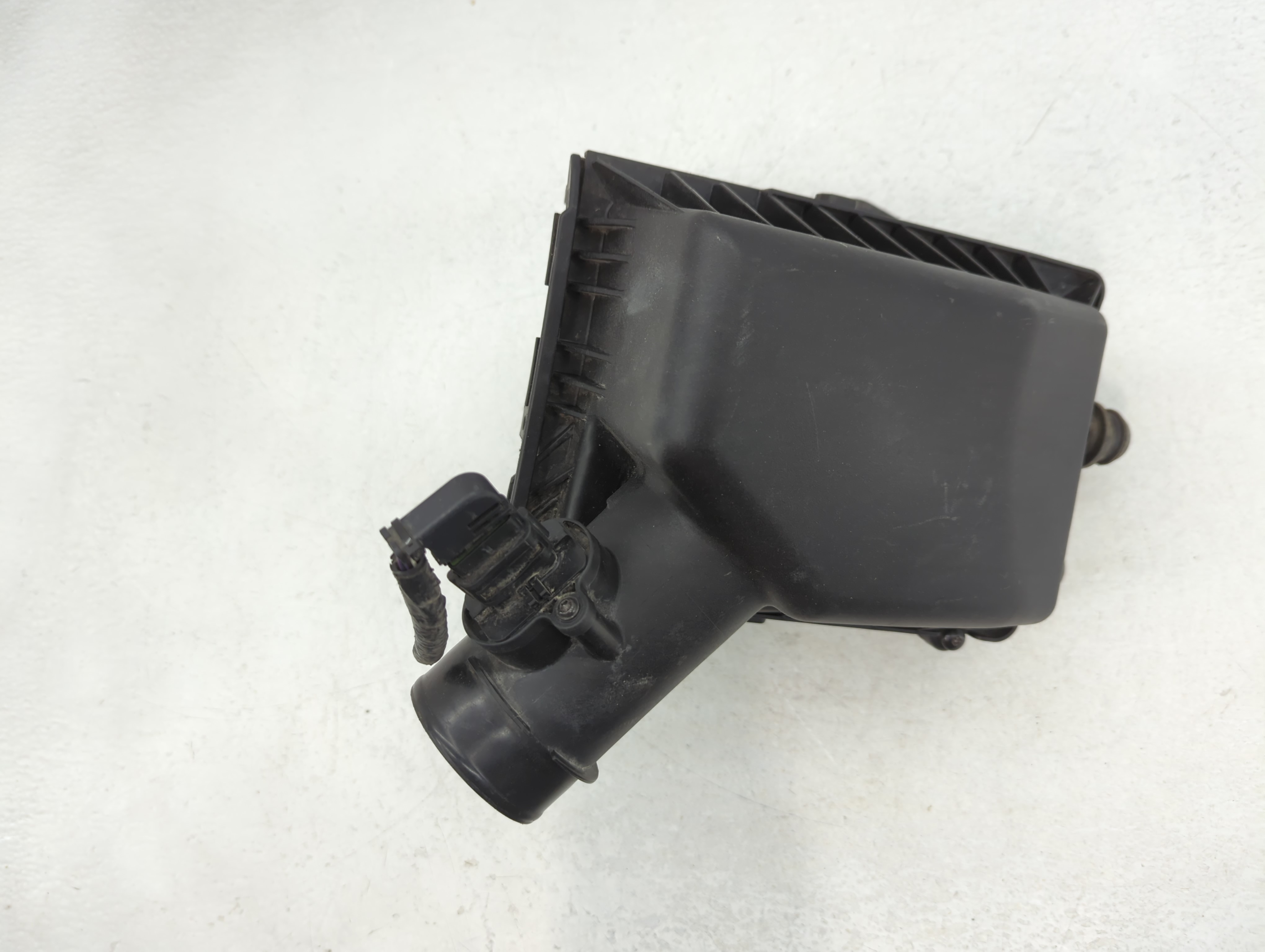 2012-2018 Chevrolet Sonic Air Cleaner Intake-duct Hose Tube 773890 - Oemusedautoparts1.com