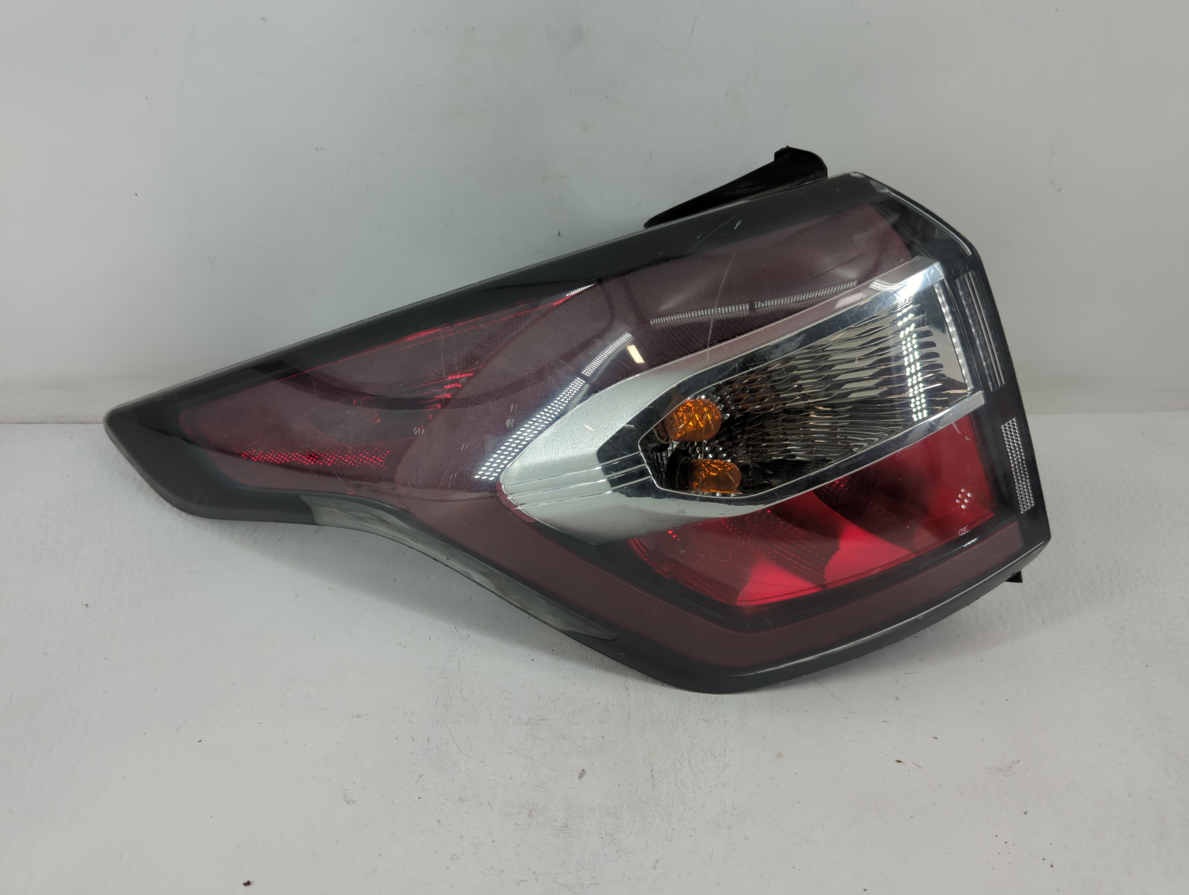 2017-2018 Ford Escape Driver Left Side Tail Light Taillight Oem 773909 - Oemusedautoparts1.com