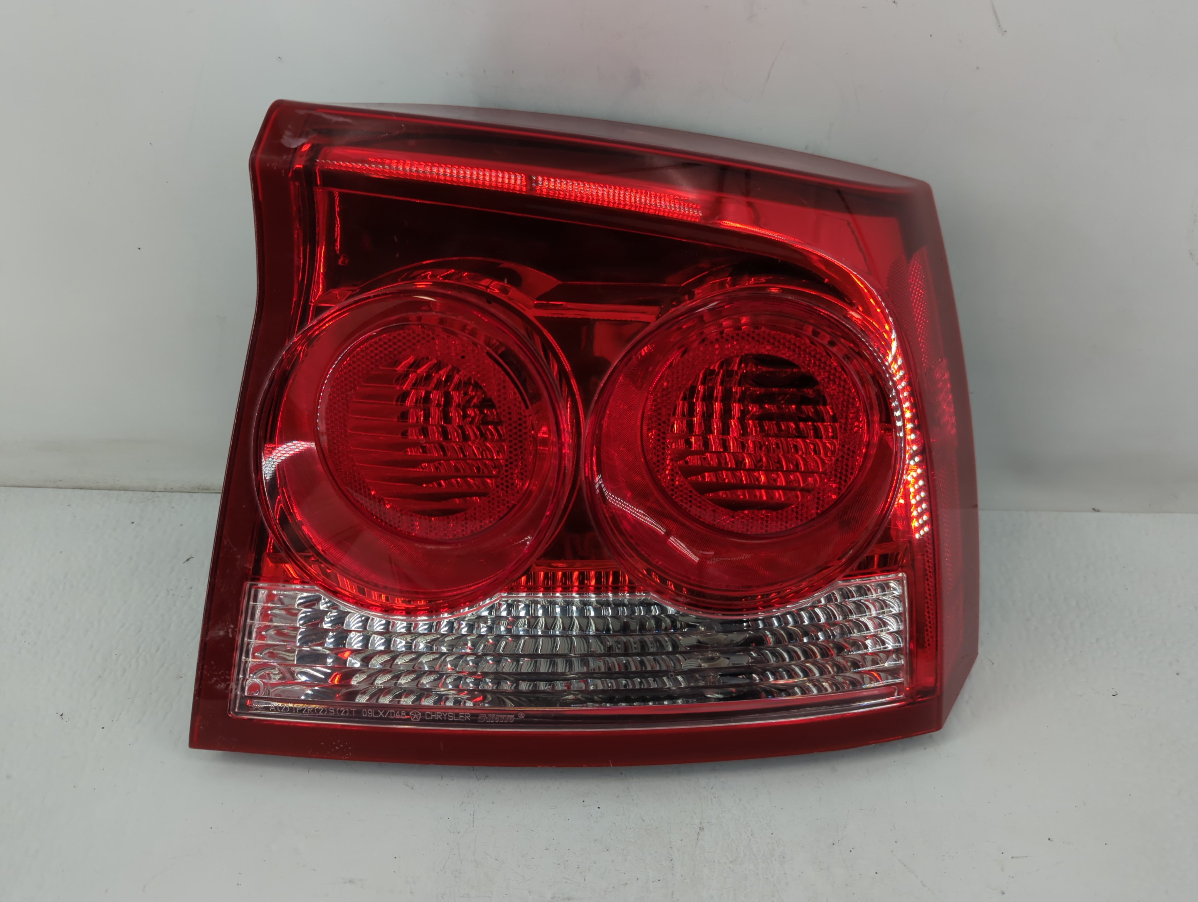 Picture of 2009-2010 Dodge Charger Passenger Right Side Tail Light Taillight Oem 773912