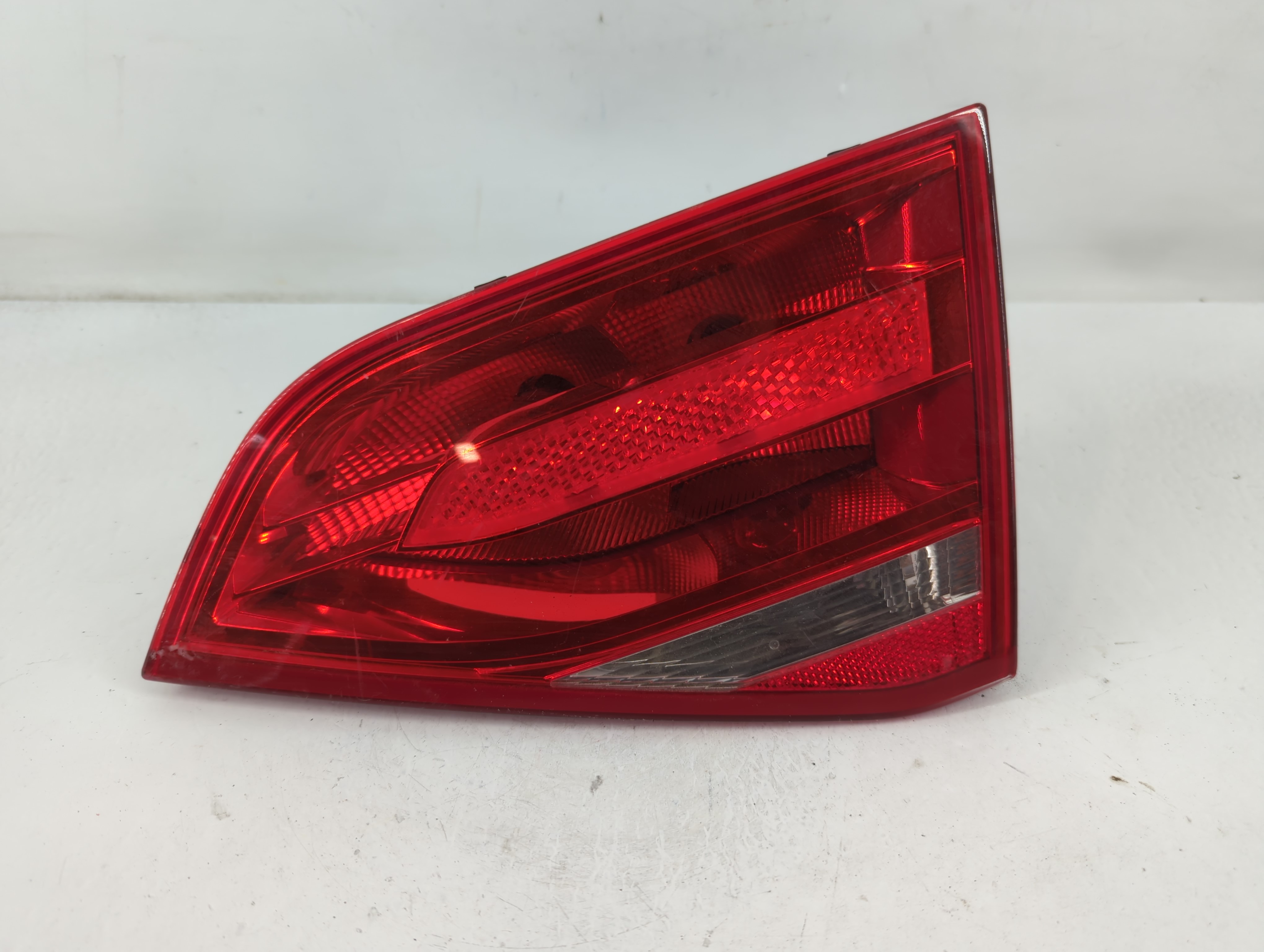 Picture of 2010-2012 Audi A4 Driver Left Side Tail Light Taillight Oem 773919