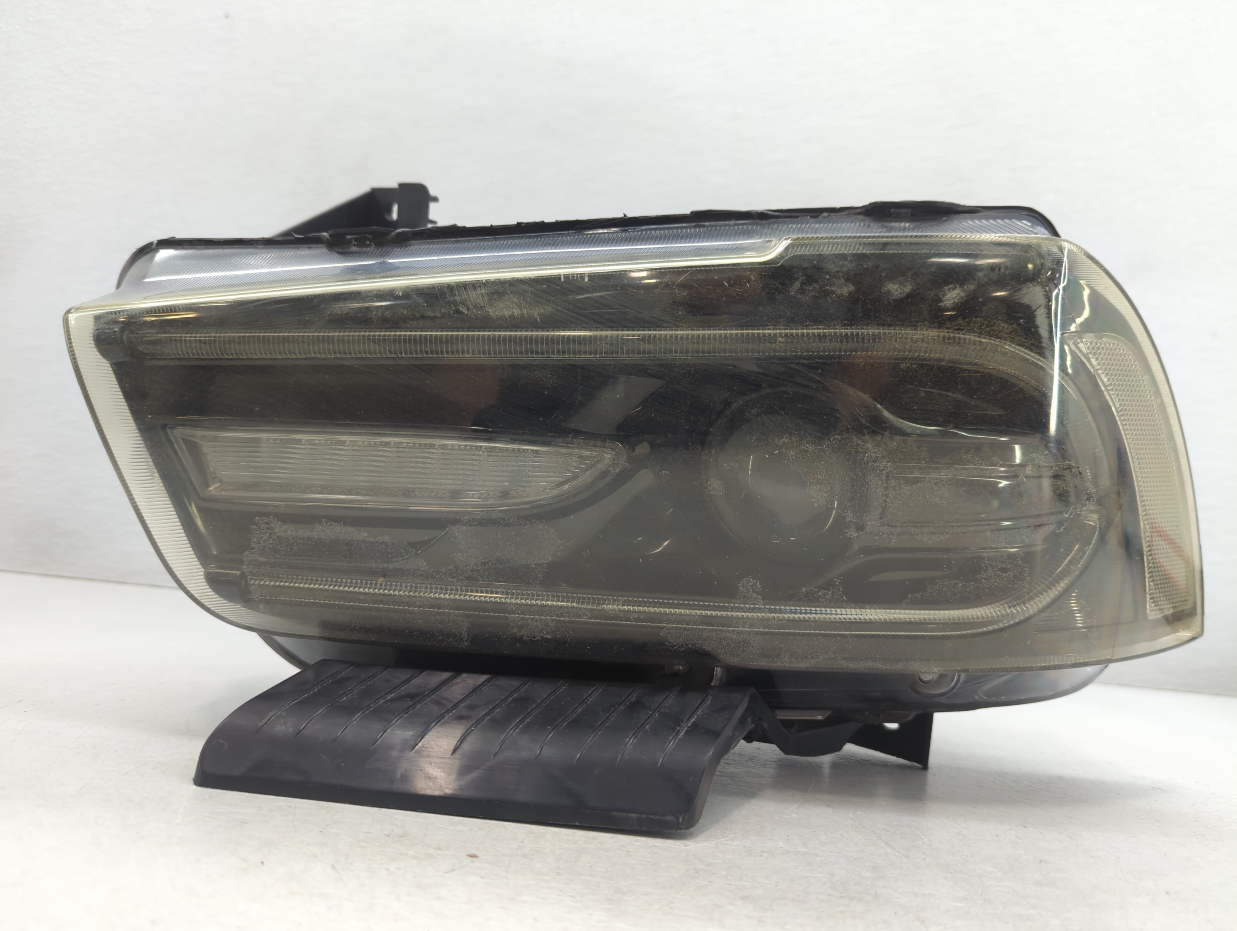 Picture of 2011-2014 Dodge Charger Passenger Right Oem Head Light Headlight Lamp 773928