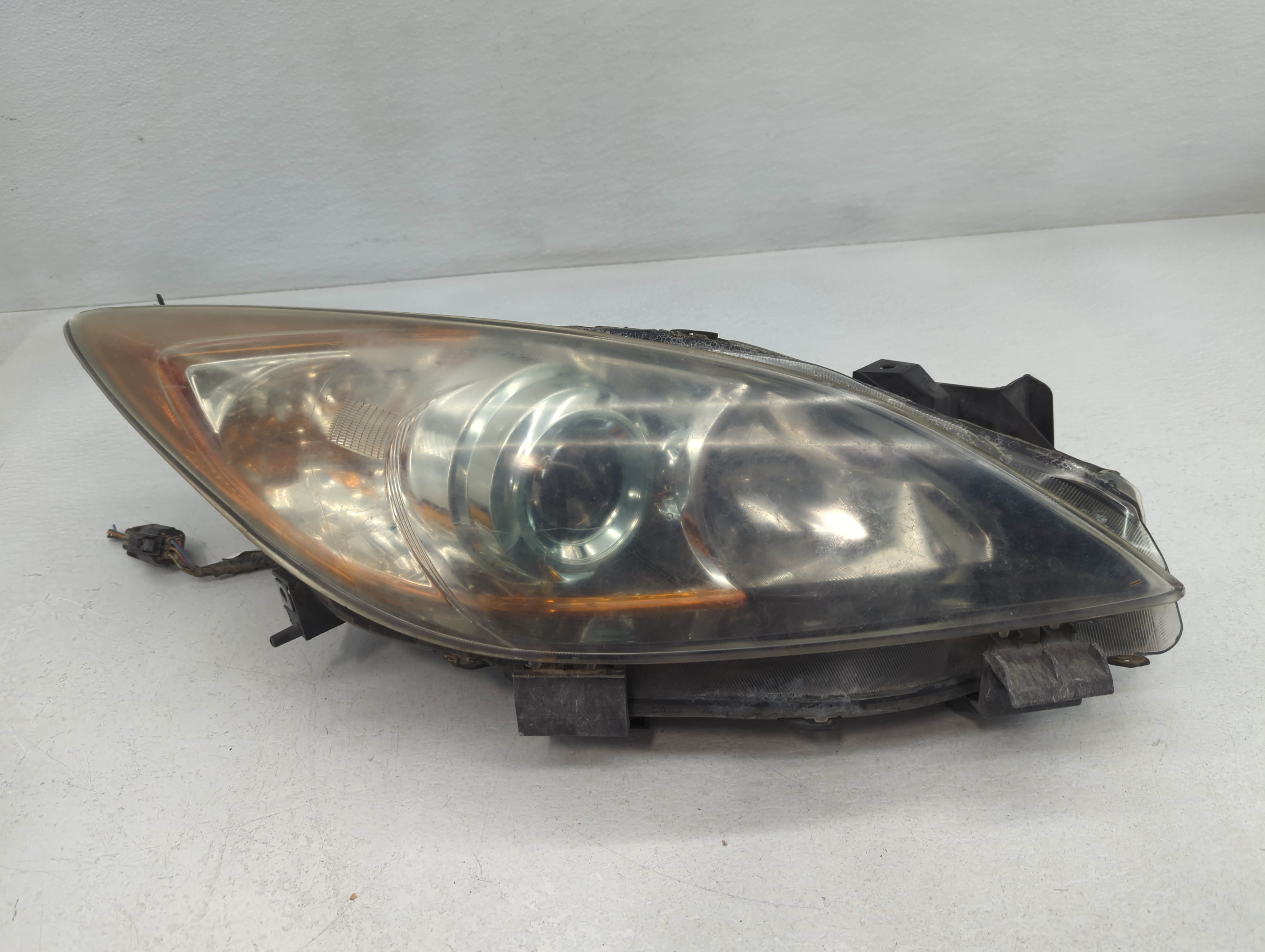 2010-2013 Mazda 3 Passenger Right Oem Head Light Headlight Lamp 773930 - Oemusedautoparts1.com