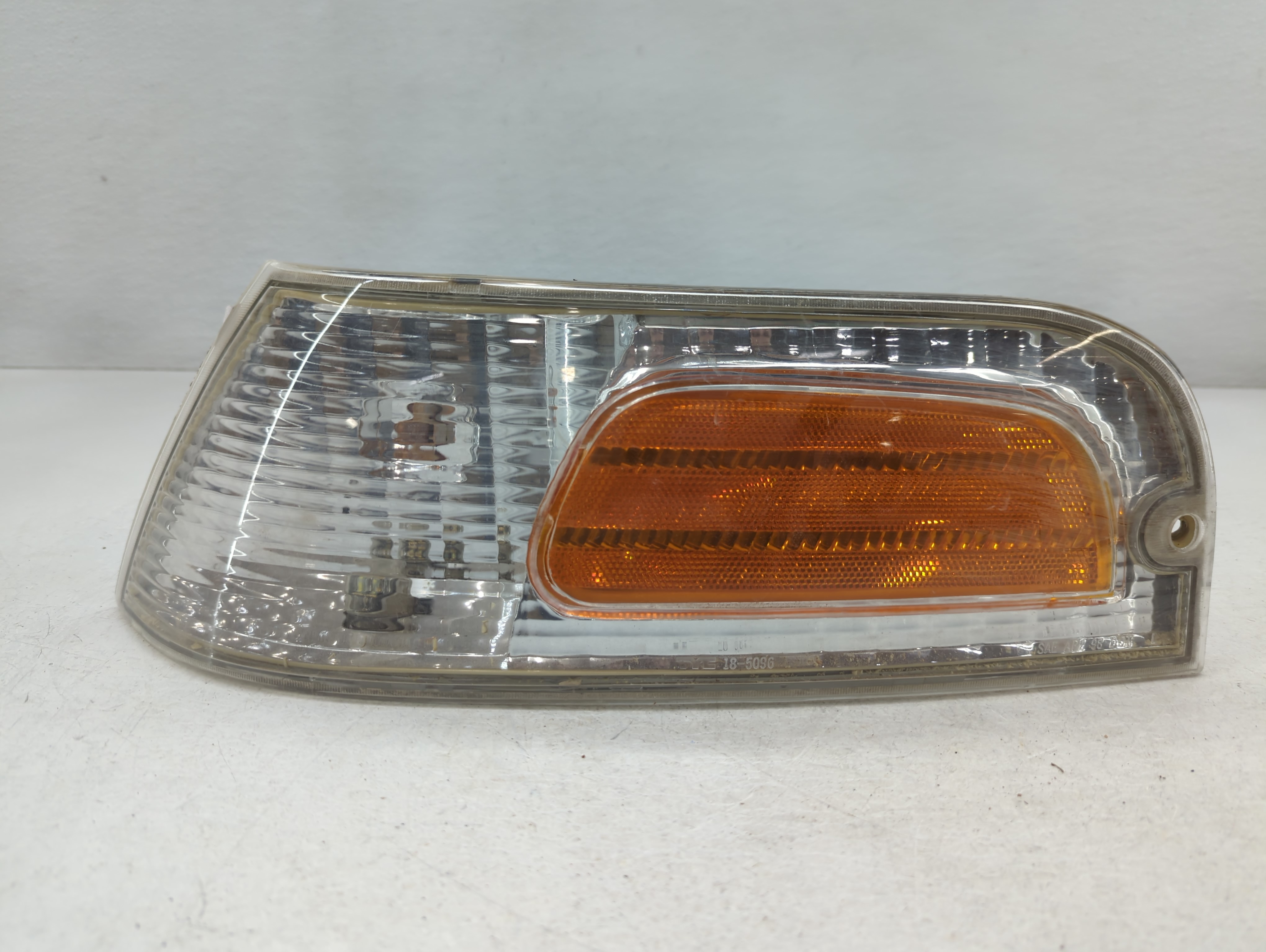2003-2011 Ford Crown Victoria Driver Left Oem Head Light Headlight Lamp 773932 - Oemusedautoparts1.com