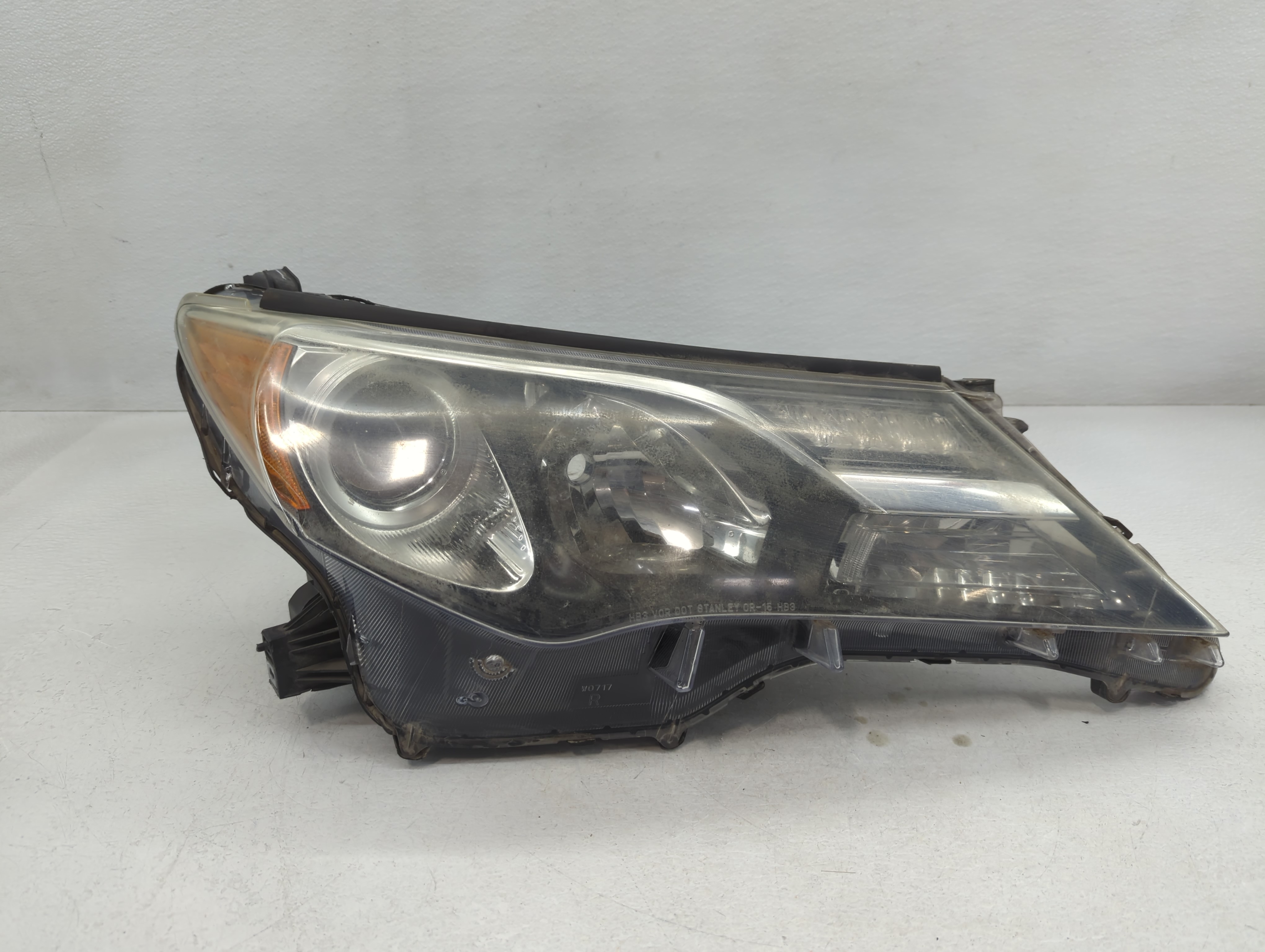 2013-2015 Toyota Rav4 Driver Left Oem Head Light Headlight Lamp 773990 - Oemusedautoparts1.com
