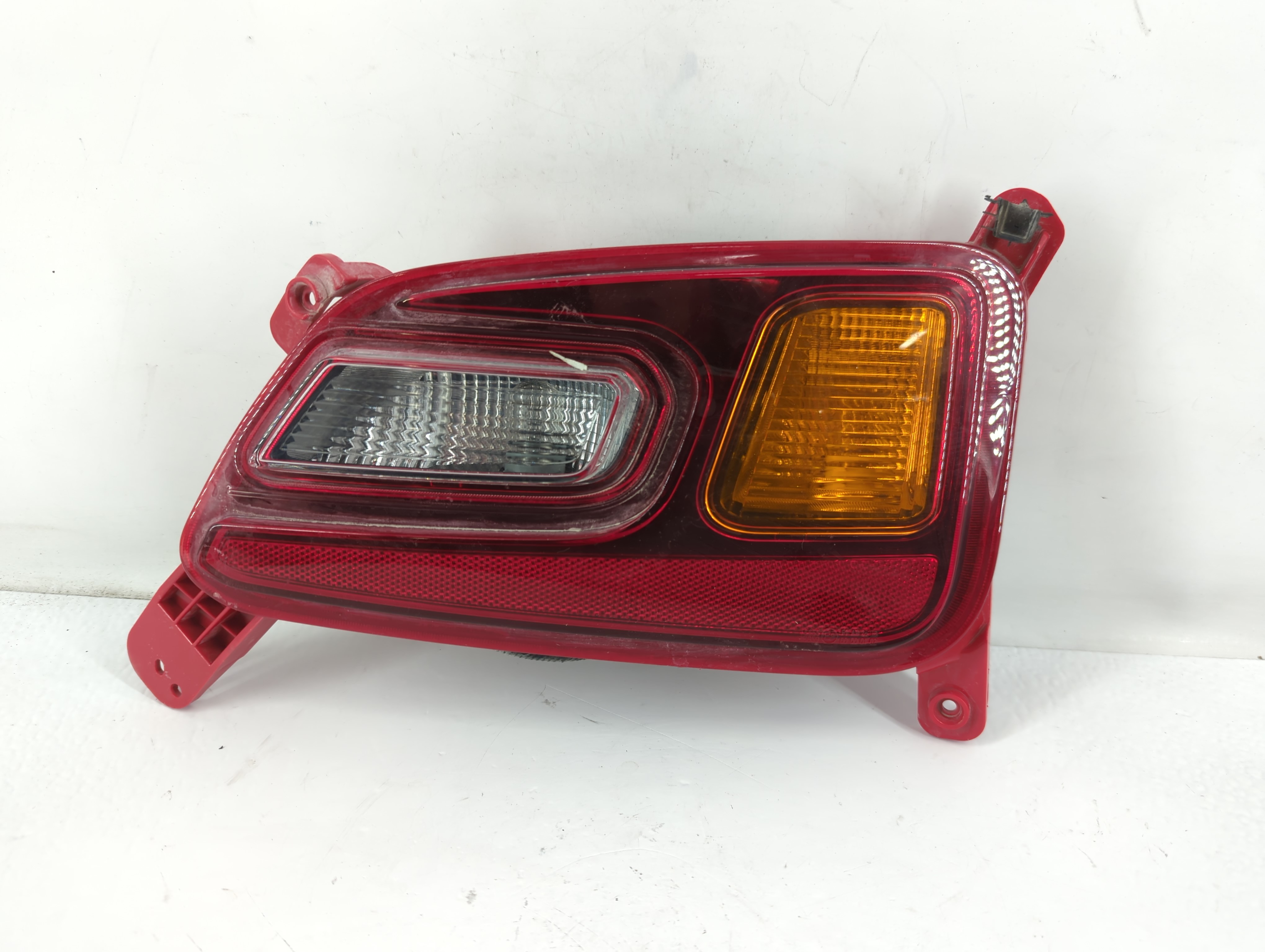 2018-2021 Hyundai Kona Driver Left Side Tail Light Taillight Oem 774016 - Oemusedautoparts1.com