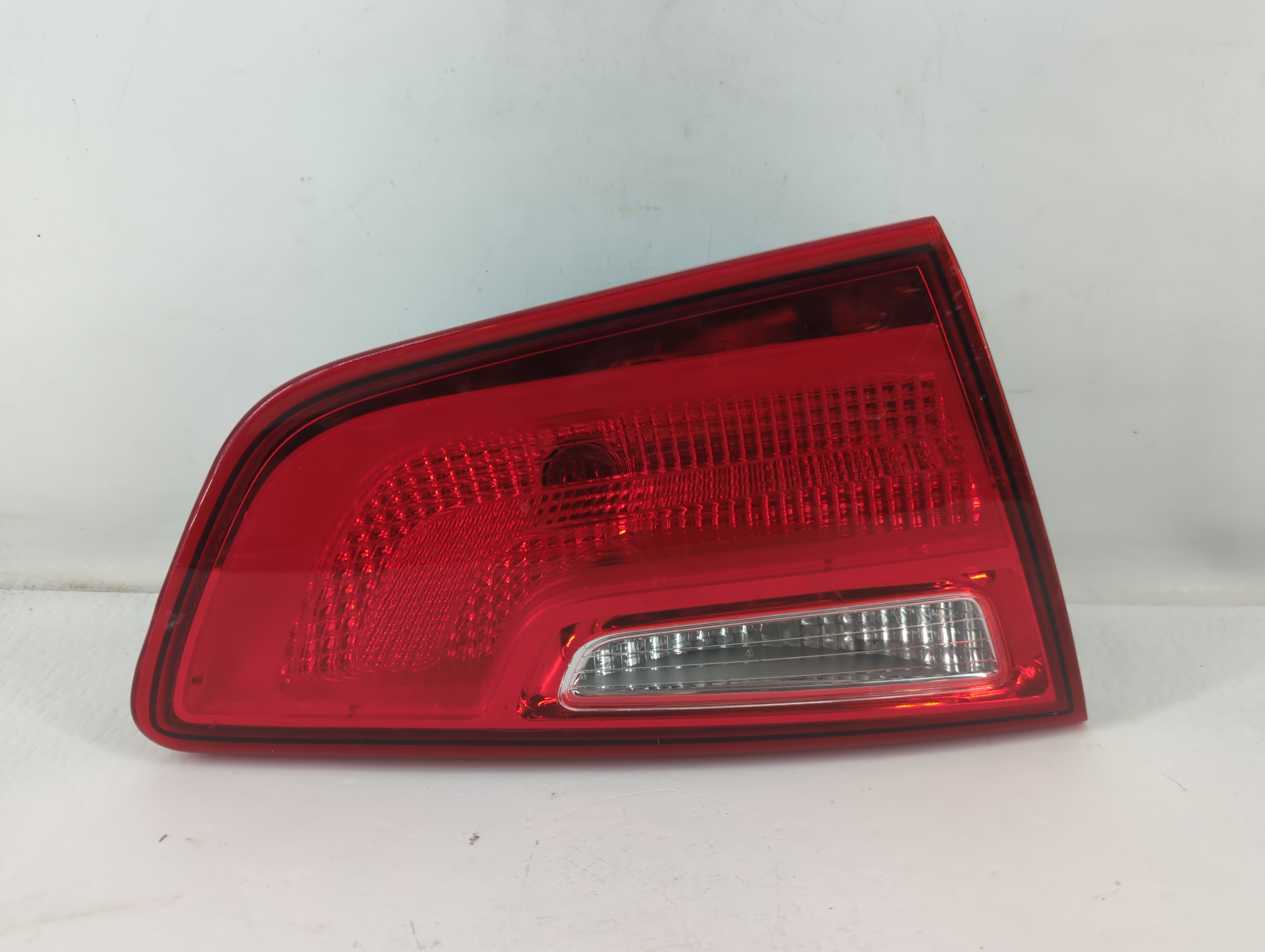 2014-2015 Kia Optima Driver Left Side Tail Light Taillight Oem 774077 - Oemusedautoparts1.com
