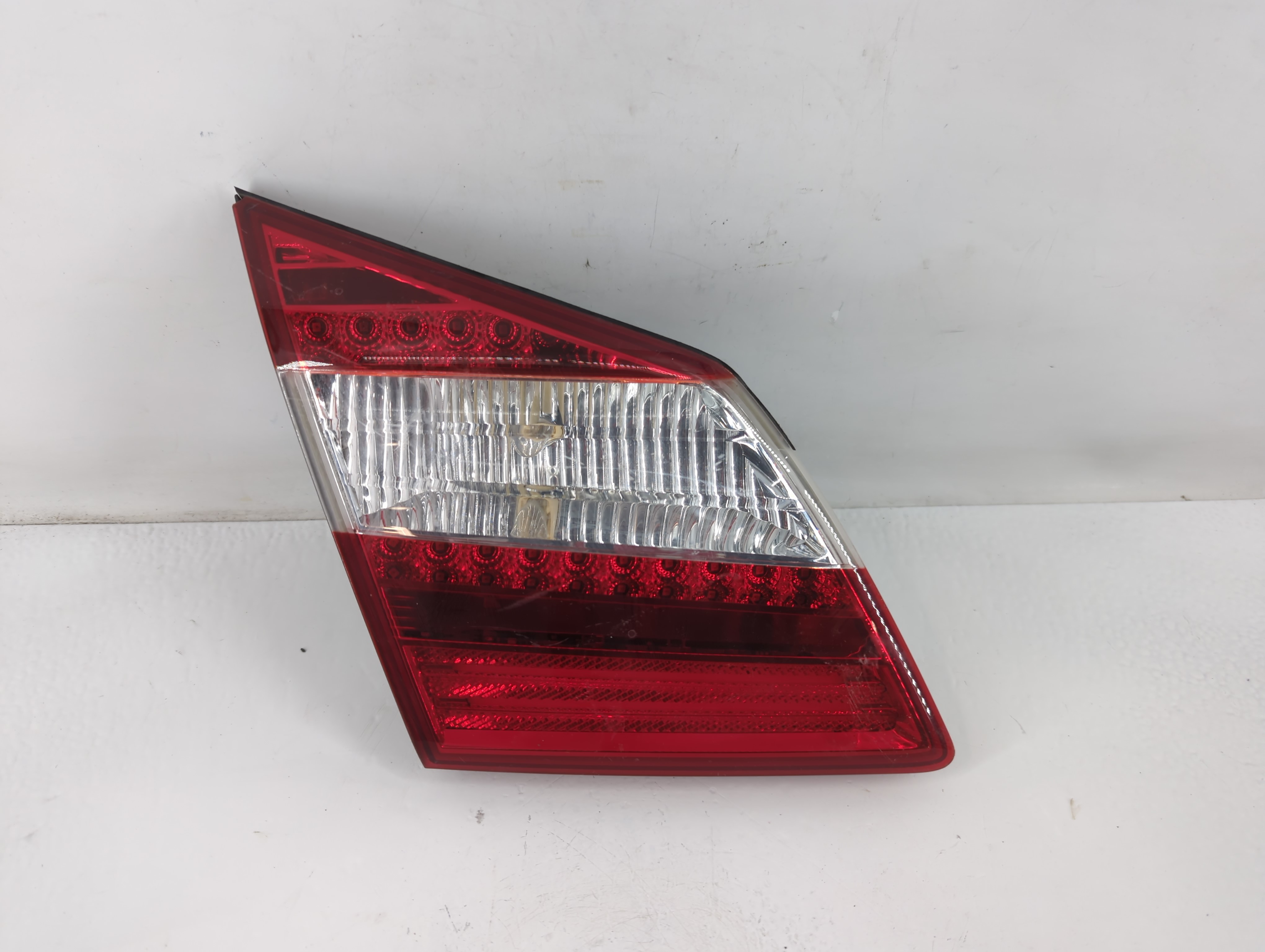 Picture of 2012-2014 Hyundai Genesis Driver Left Side Tail Light Taillight Oem 774086