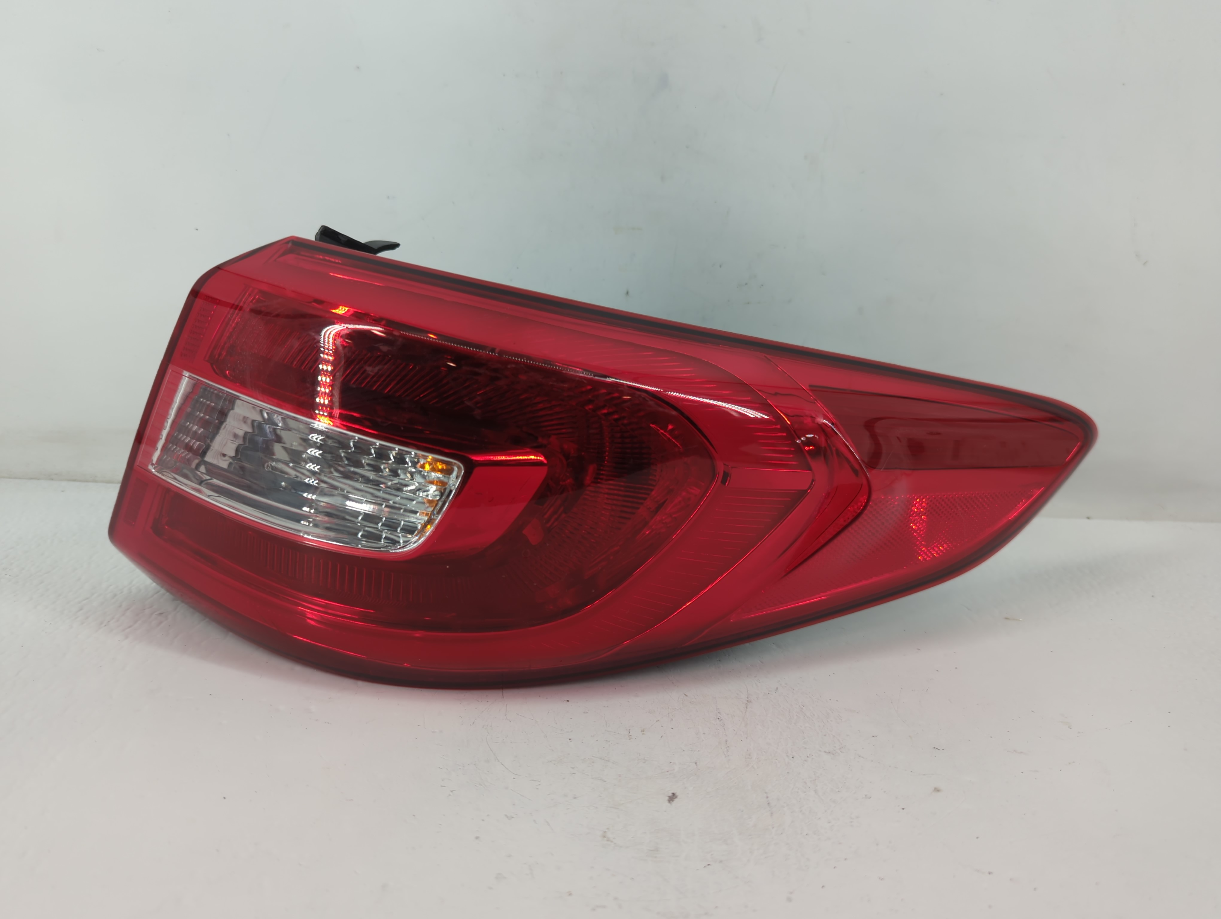 2015-2017 Hyundai Sonata Driver Left Side Tail Light Taillight Oem 774090 - Oemusedautoparts1.com