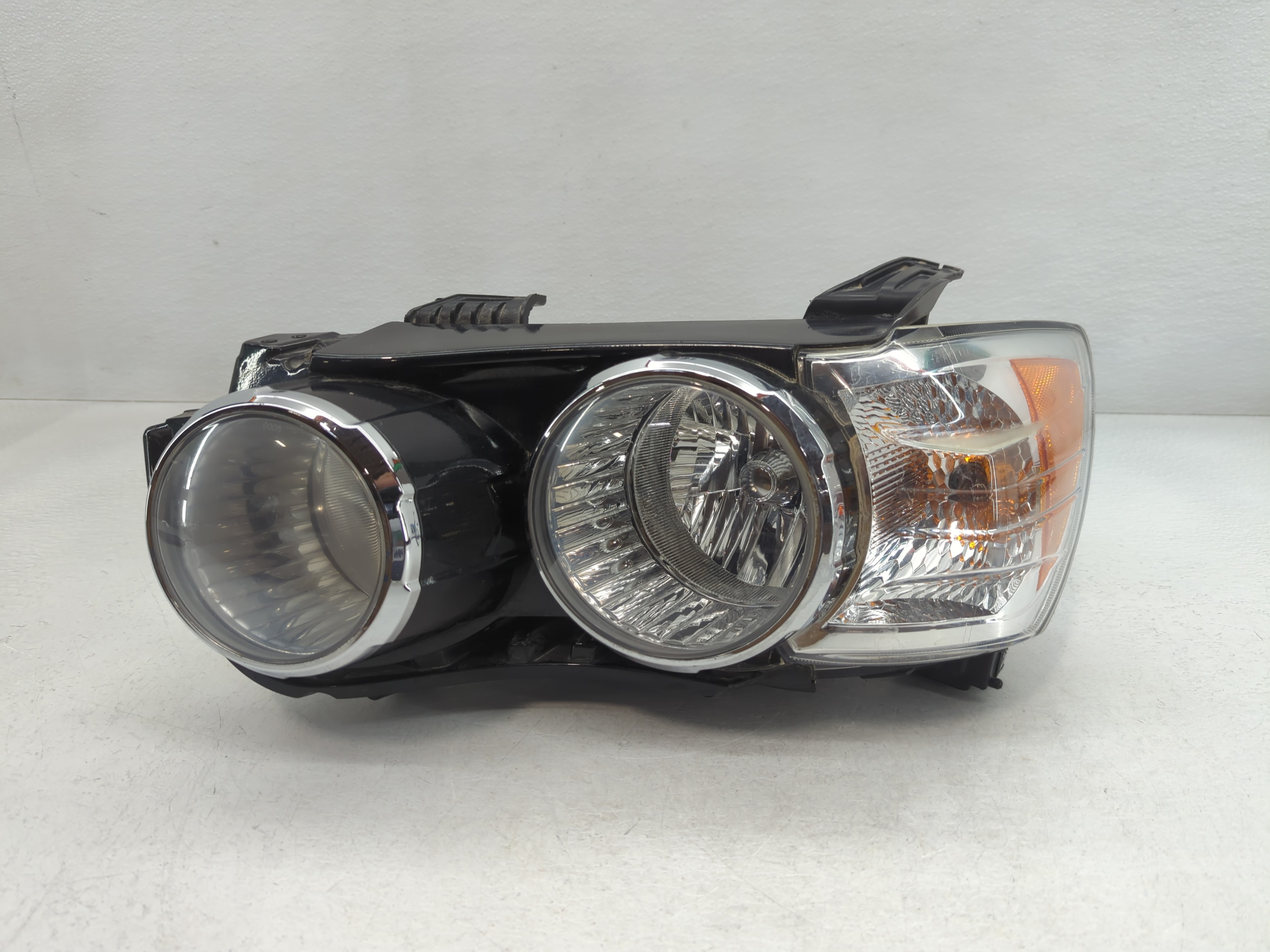 2013-2016 Chevrolet Spark Driver Left Oem Head Light Headlight Lamp 774097 - Oemusedautoparts1.com