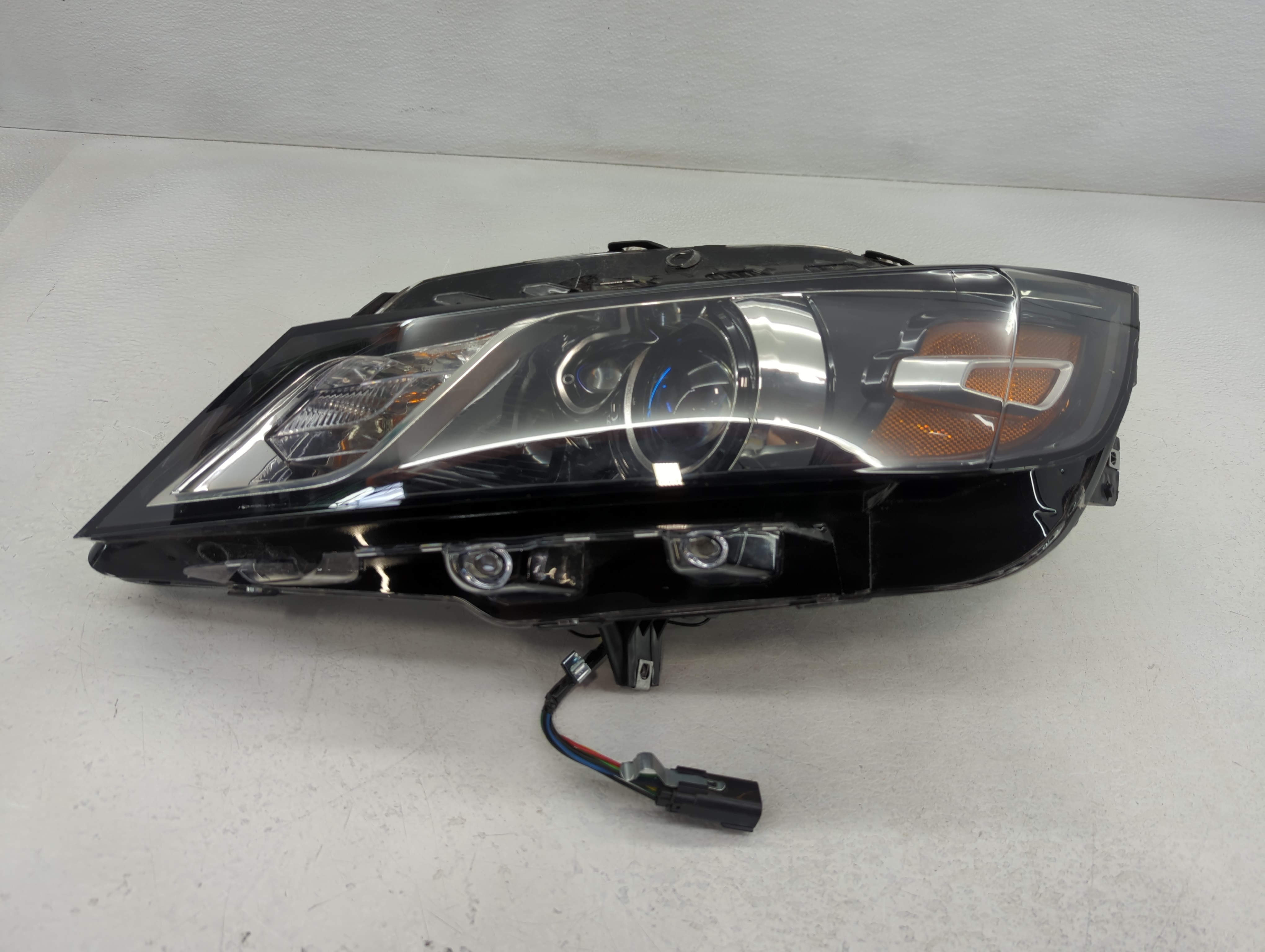 2015-2018 Chevrolet Impala Driver Left Oem Head Light Headlight Lamp 774100 - Oemusedautoparts1.com