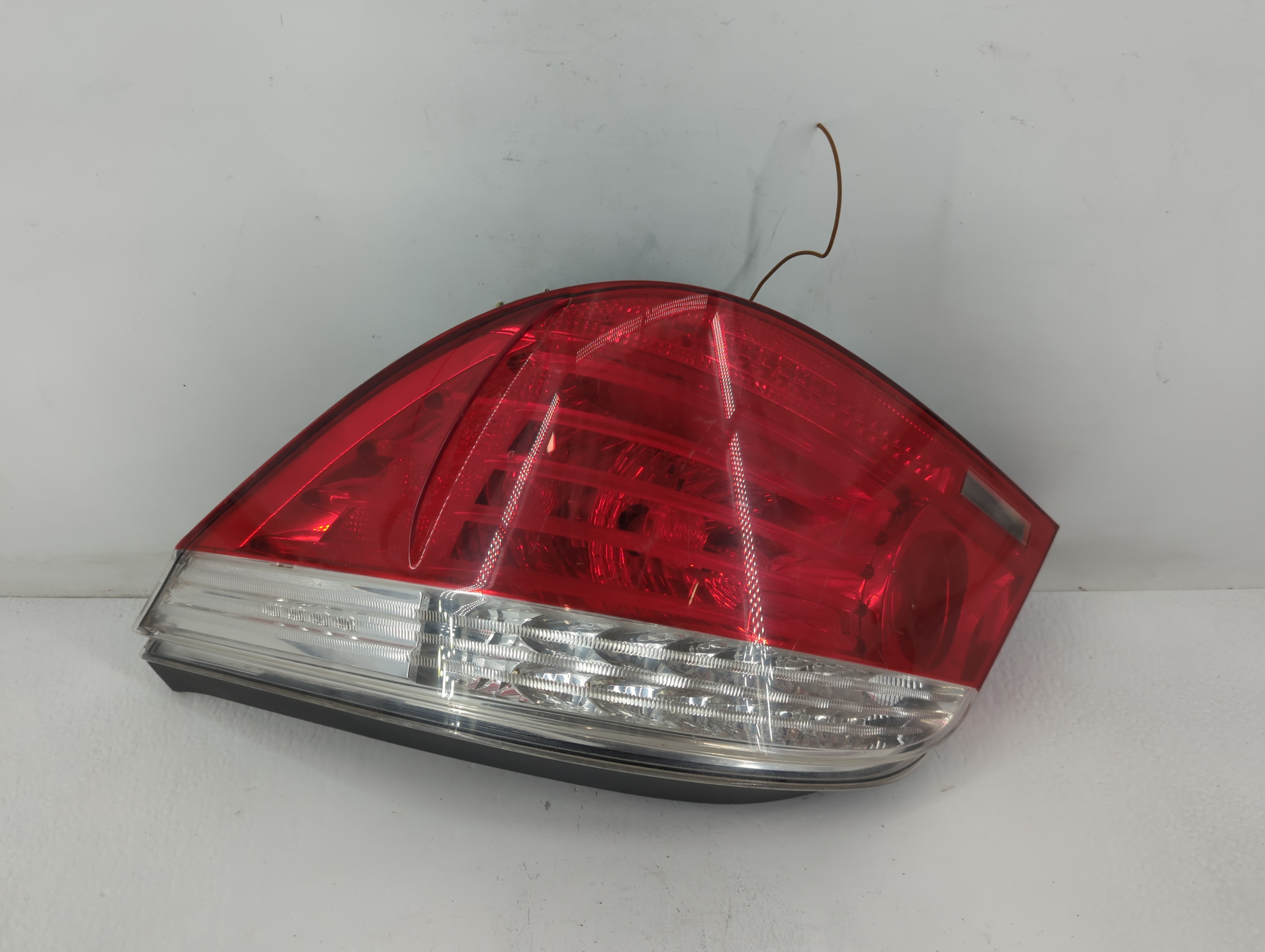 Picture of 2008-2010 Bmw 535i Passenger Right Side Tail Light Taillight Oem 774127