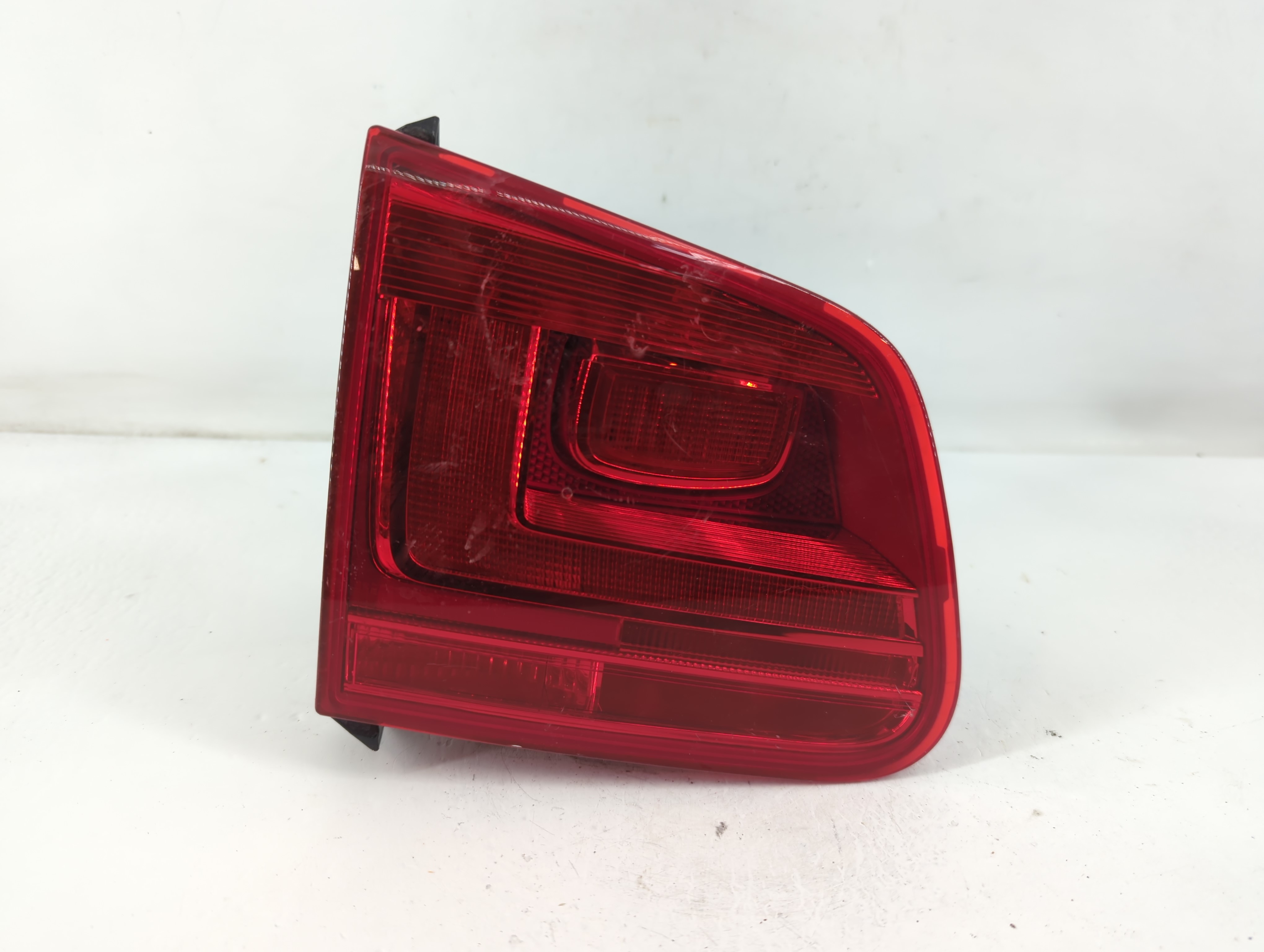 Picture of Volkswagen Tiguan Driver Left Side Tail Light Taillight Oem 774150