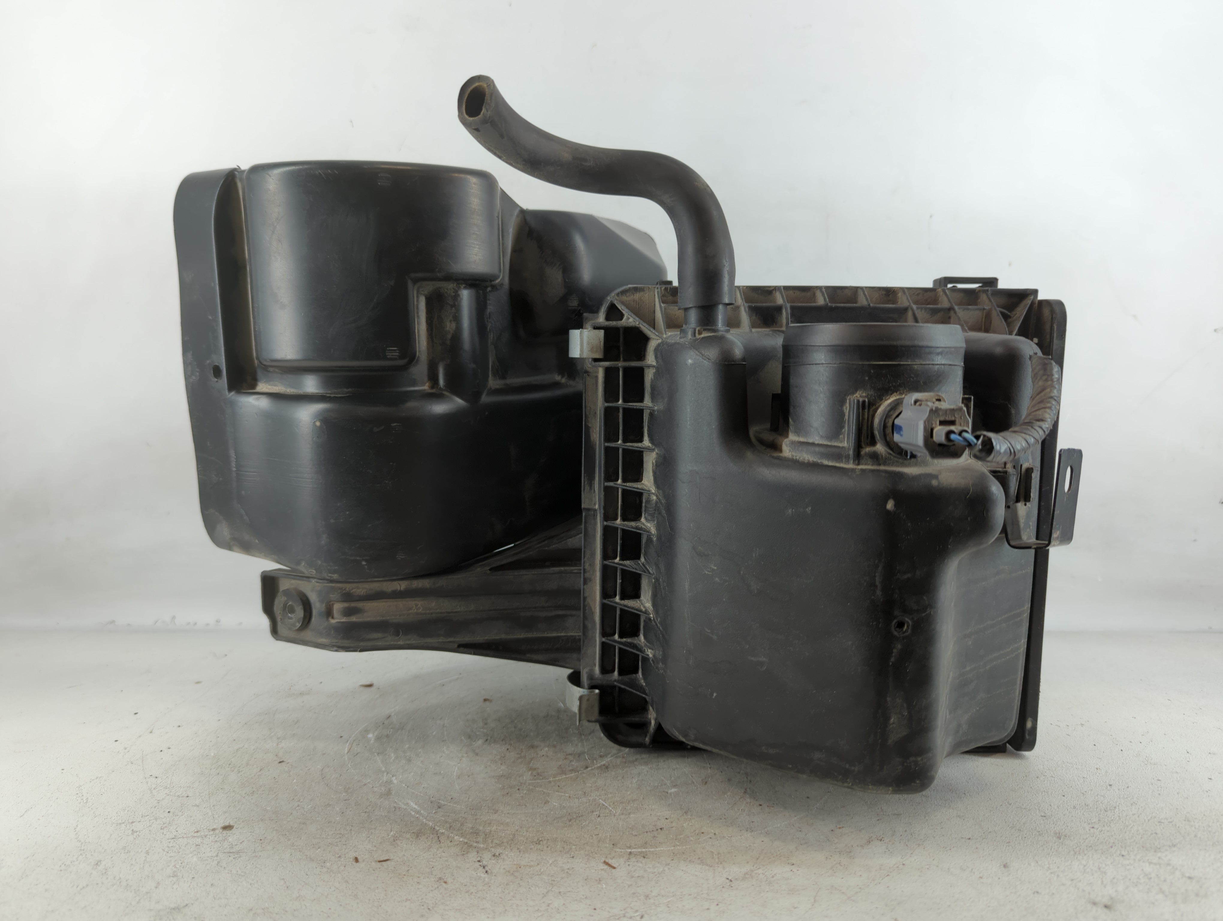 Picture of 2009-2020 Dodge Journey Air Cleaner Intake-duct Hose Tube 774172