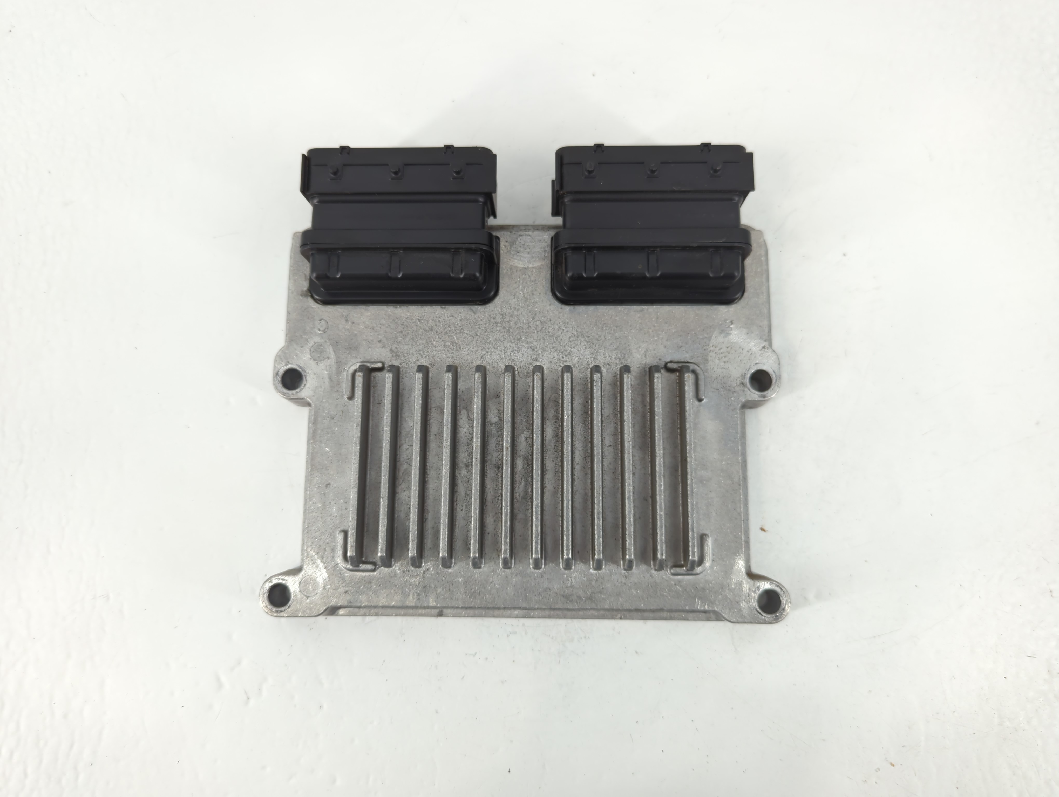 Picture of 2018-2018 Kia Sedona Engine Control Computer Ecu Pcm Ecm Pcu Oem 774187
