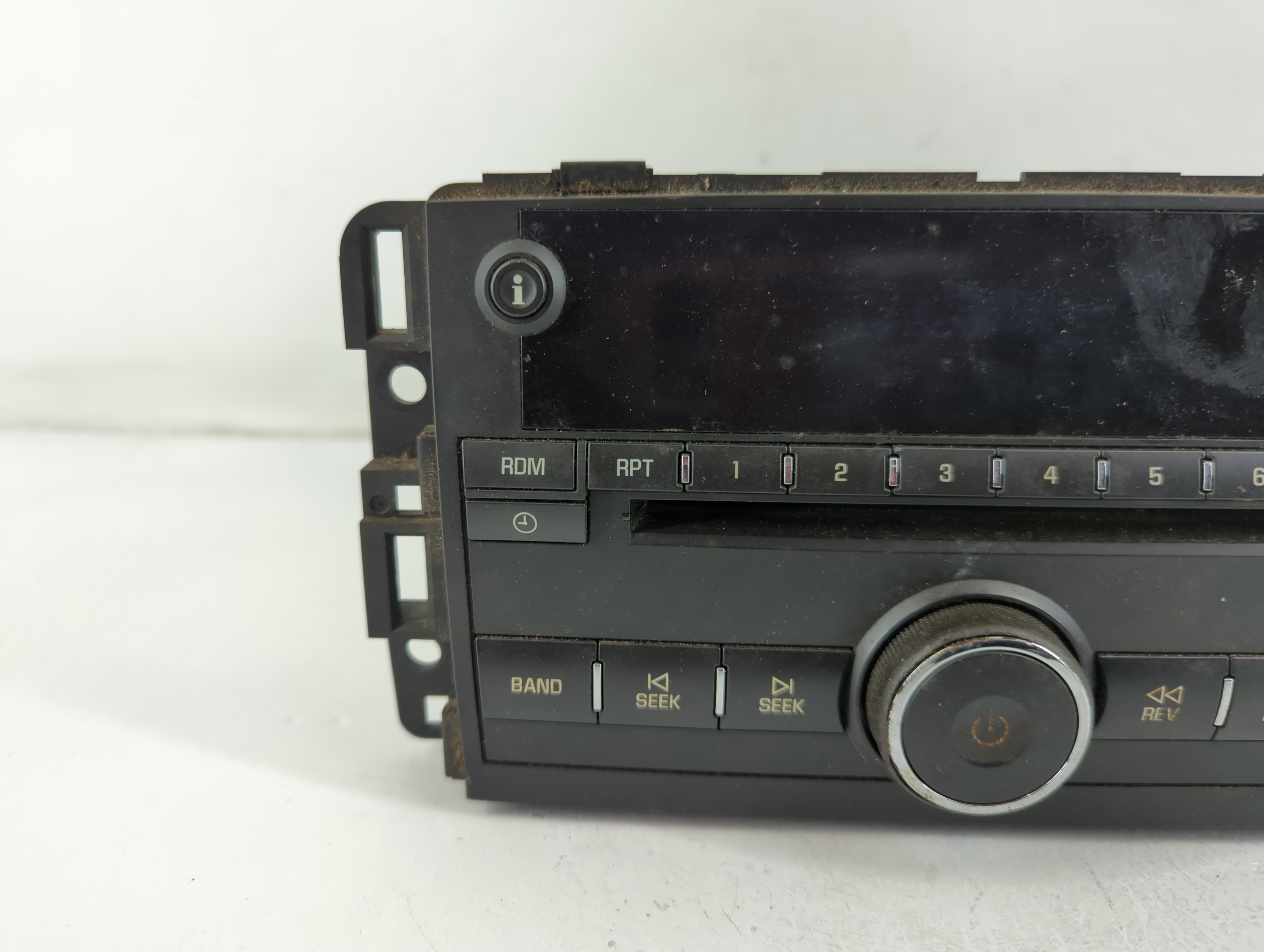 2009-2016 Chevrolet Impala Am Fm Cd Player Radio Receiver 774201 - Oemusedautoparts1.com