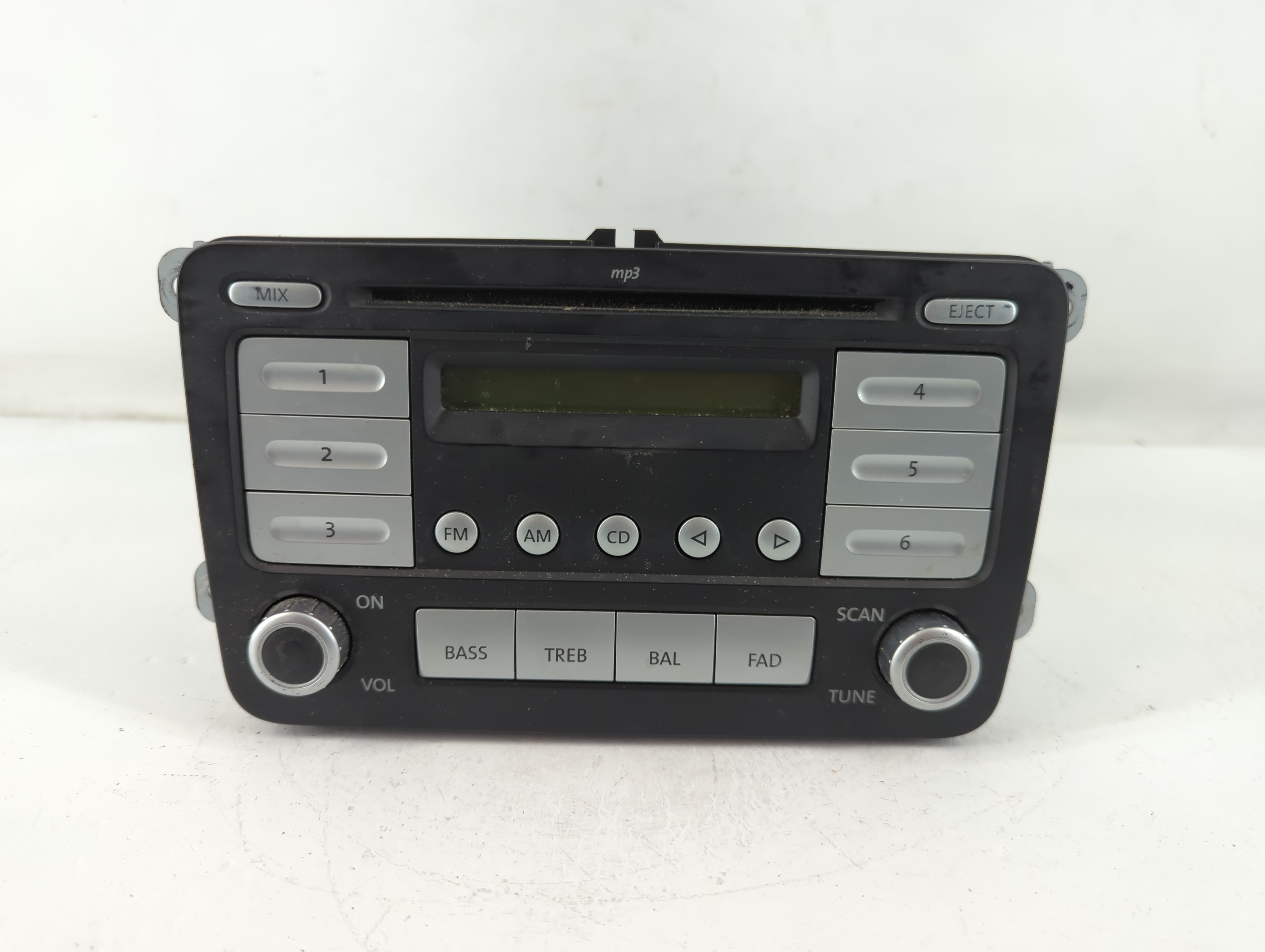 2010-2010 Volkswagen Jetta Am Fm Cd Player Radio Receiver 774248 - Oemusedautoparts1.com