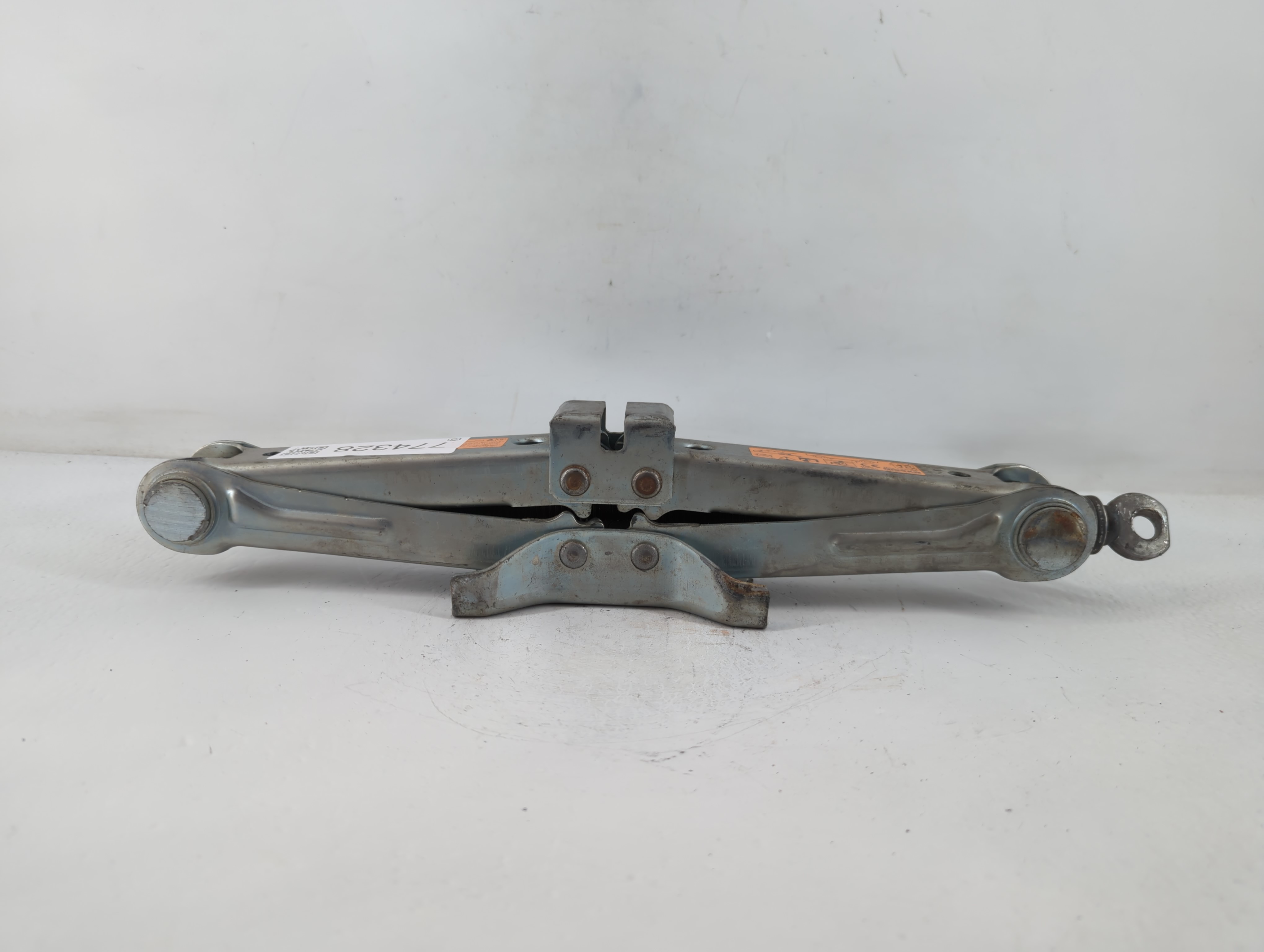 2012 Nissan Quest Spare Scissor Car Jack 774328 - Oemusedautoparts1.com