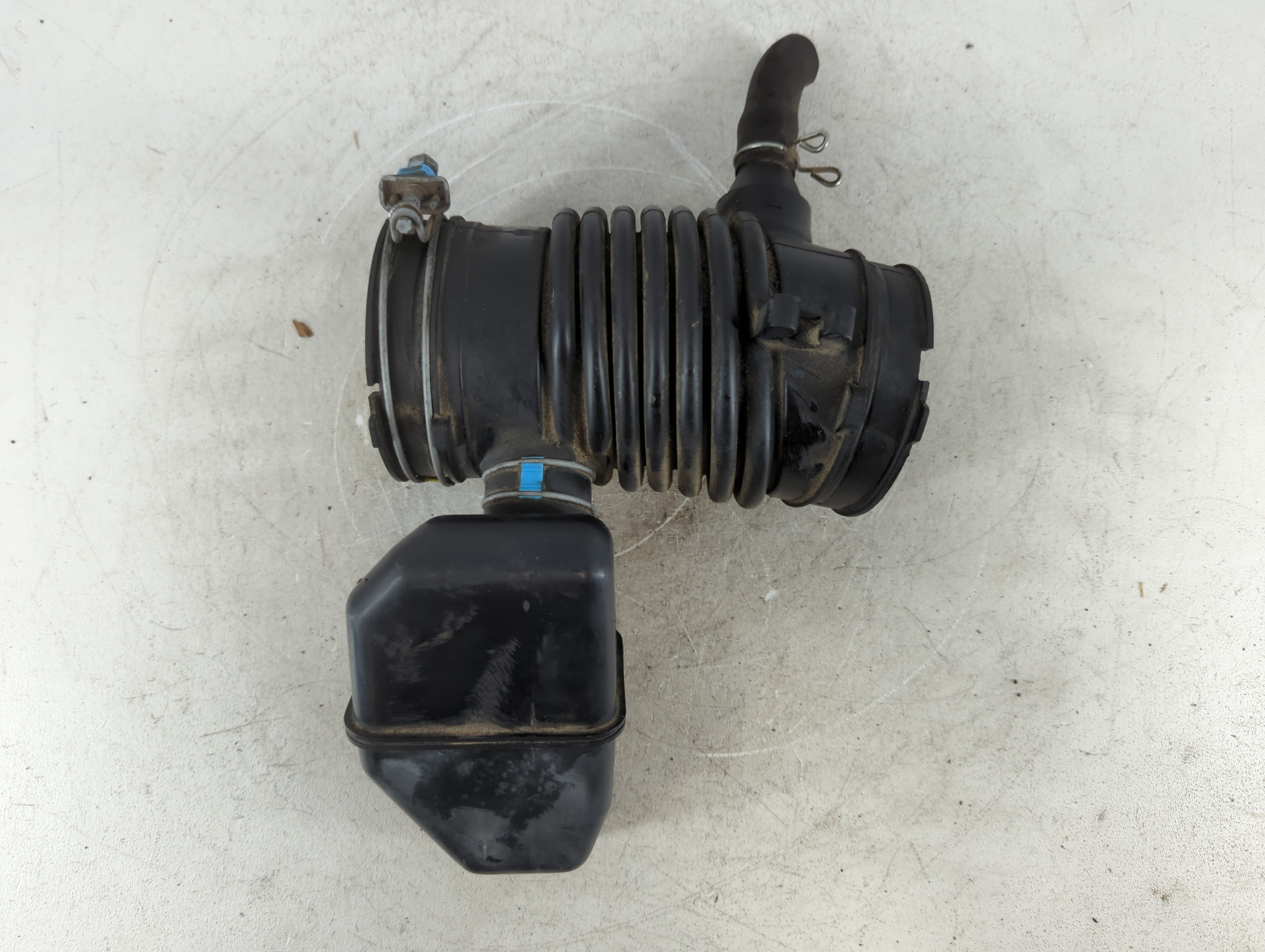 2016 Toyota Sienna Air Cleaner Intake-duct Hose Tube 774390 - Oemusedautoparts1.com