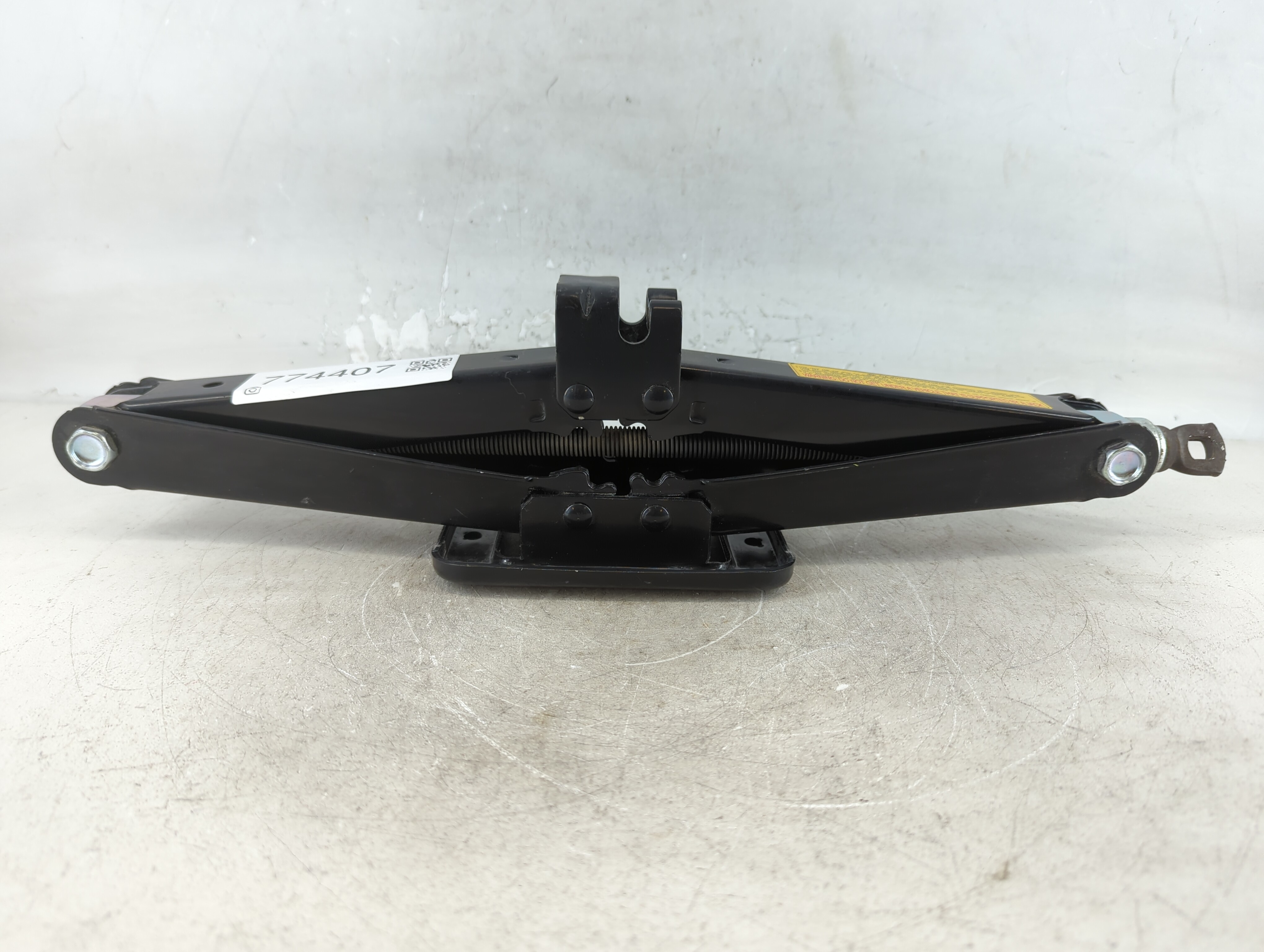 Picture of 2013 Kia Sorento Spare Scissor Car Jack 774407