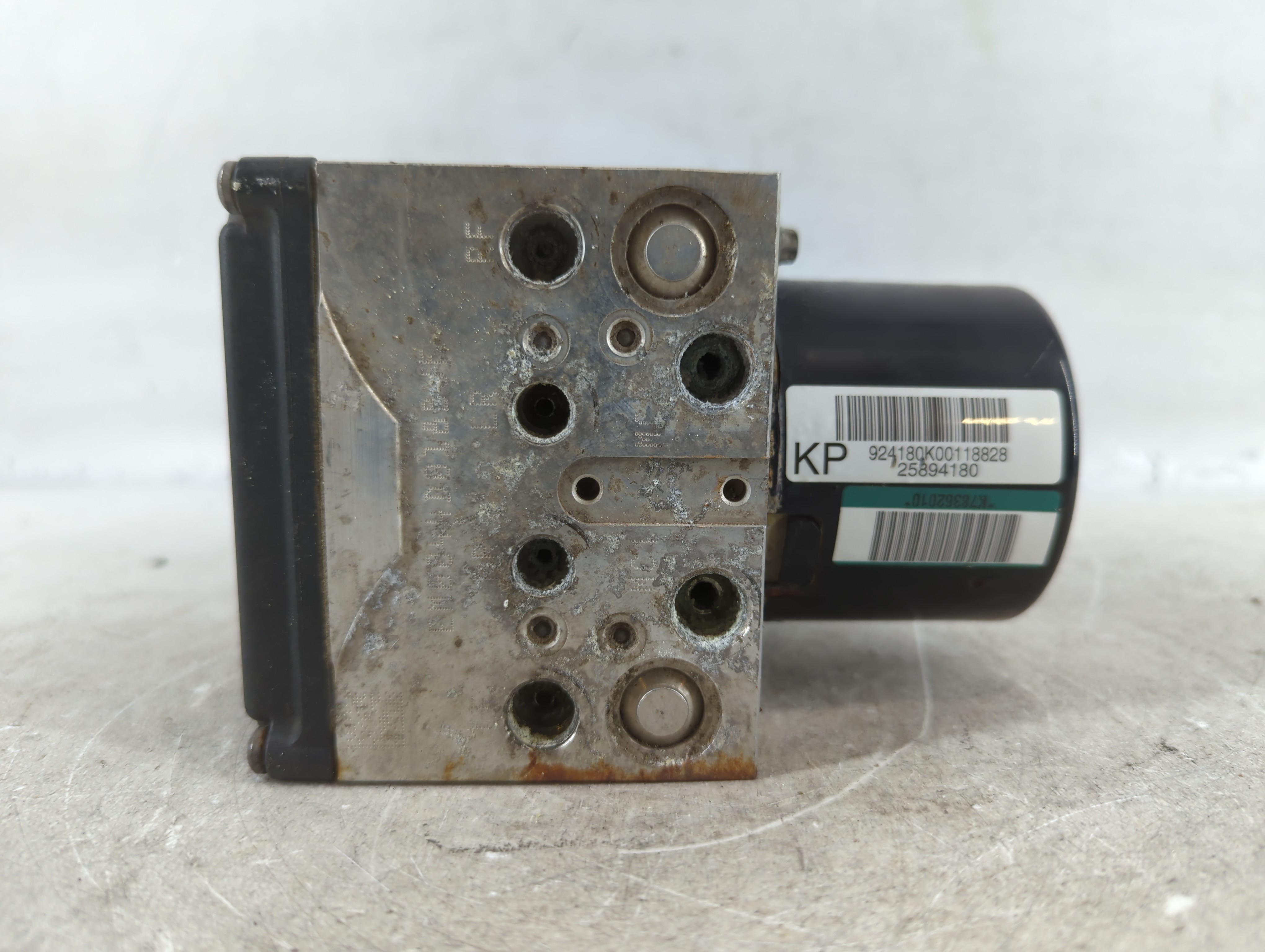 2008-2011 Chevrolet Impala Abs Pump Control Module 774546 - Oemusedautoparts1.com
