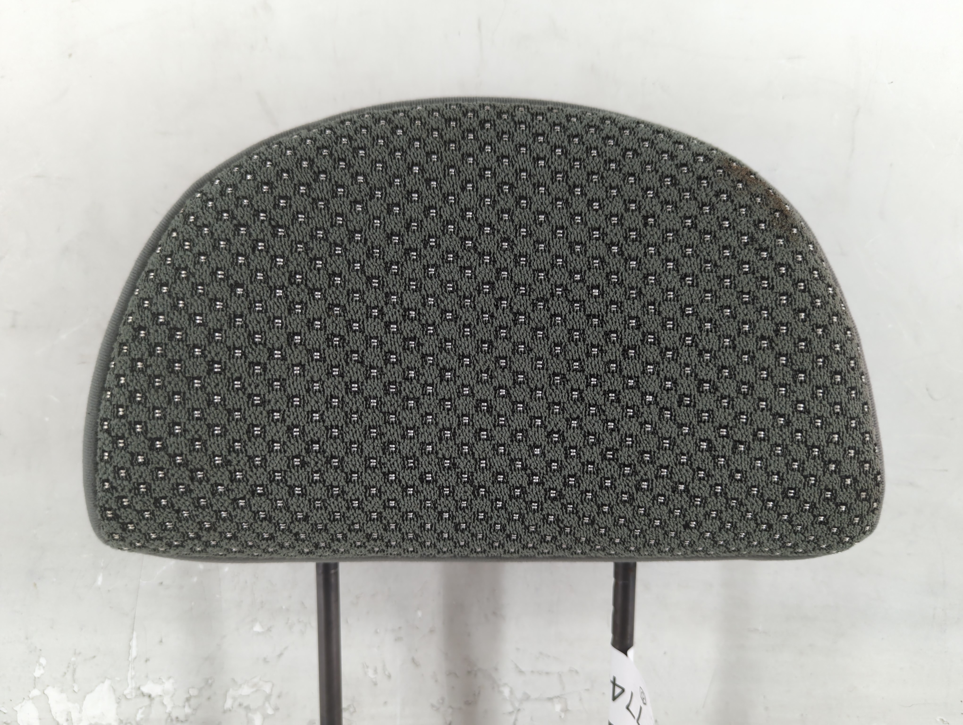 2004-2006 Chevrolet Aveo Headrest Head Rest Rear Seat Grey 774577 - Oemusedautoparts1.com