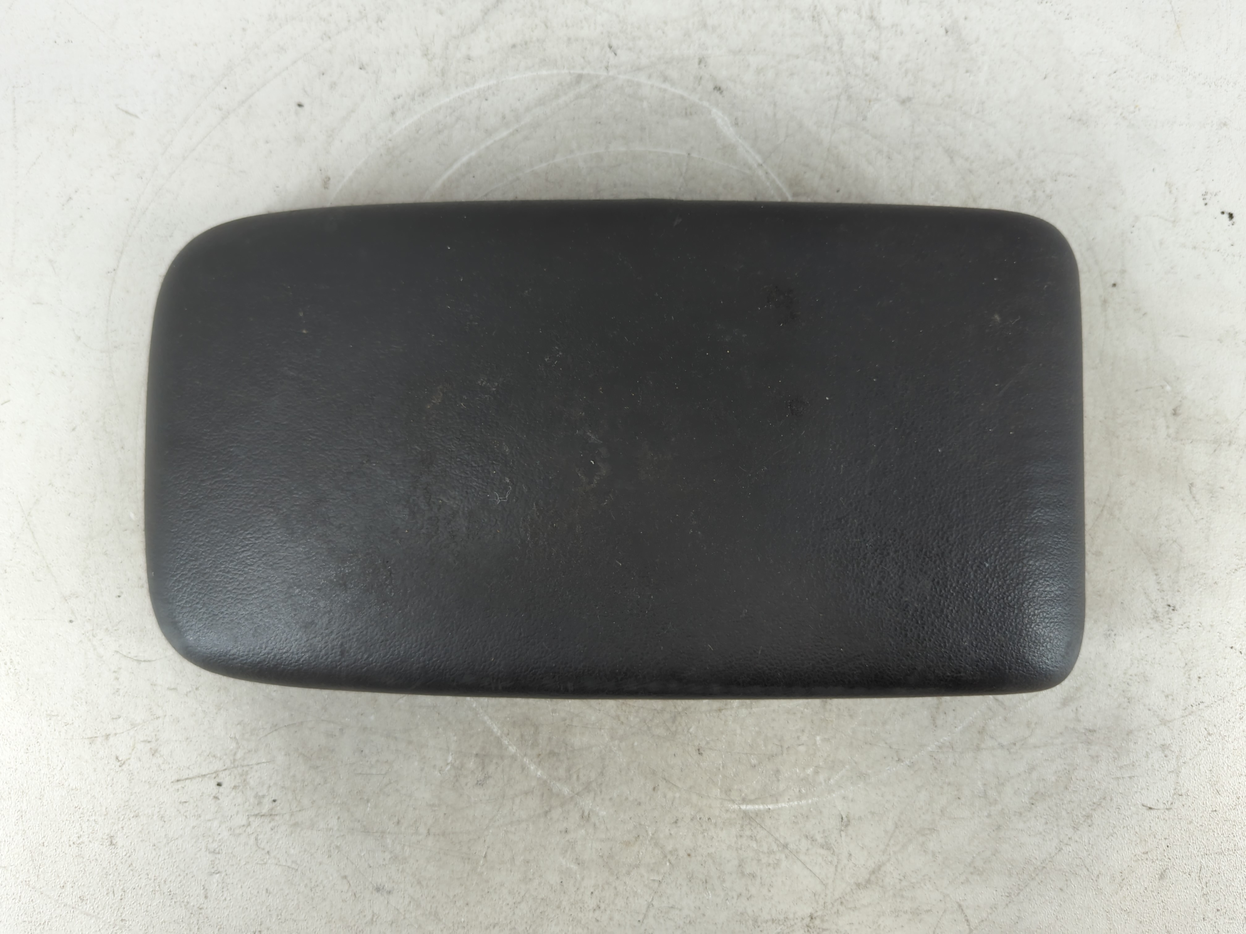 2007 Pontiac G5 Center Console Armrest Cover Lid Black 774616 - Oemusedautoparts1.com