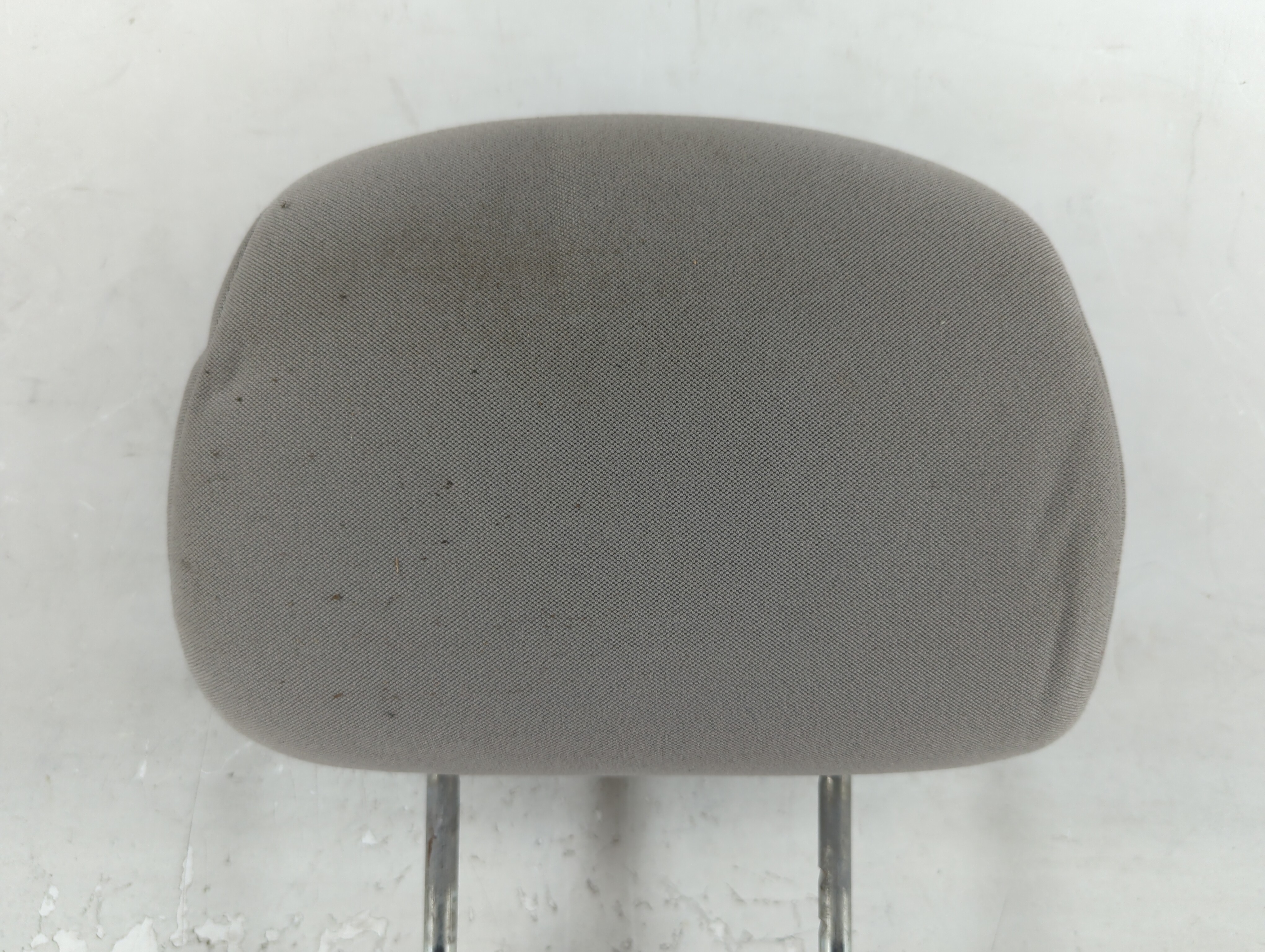 2005-2005 Chevrolet Cobalt Headrest Head Rest Rear Seat Grey 774656 - Oemusedautoparts1.com