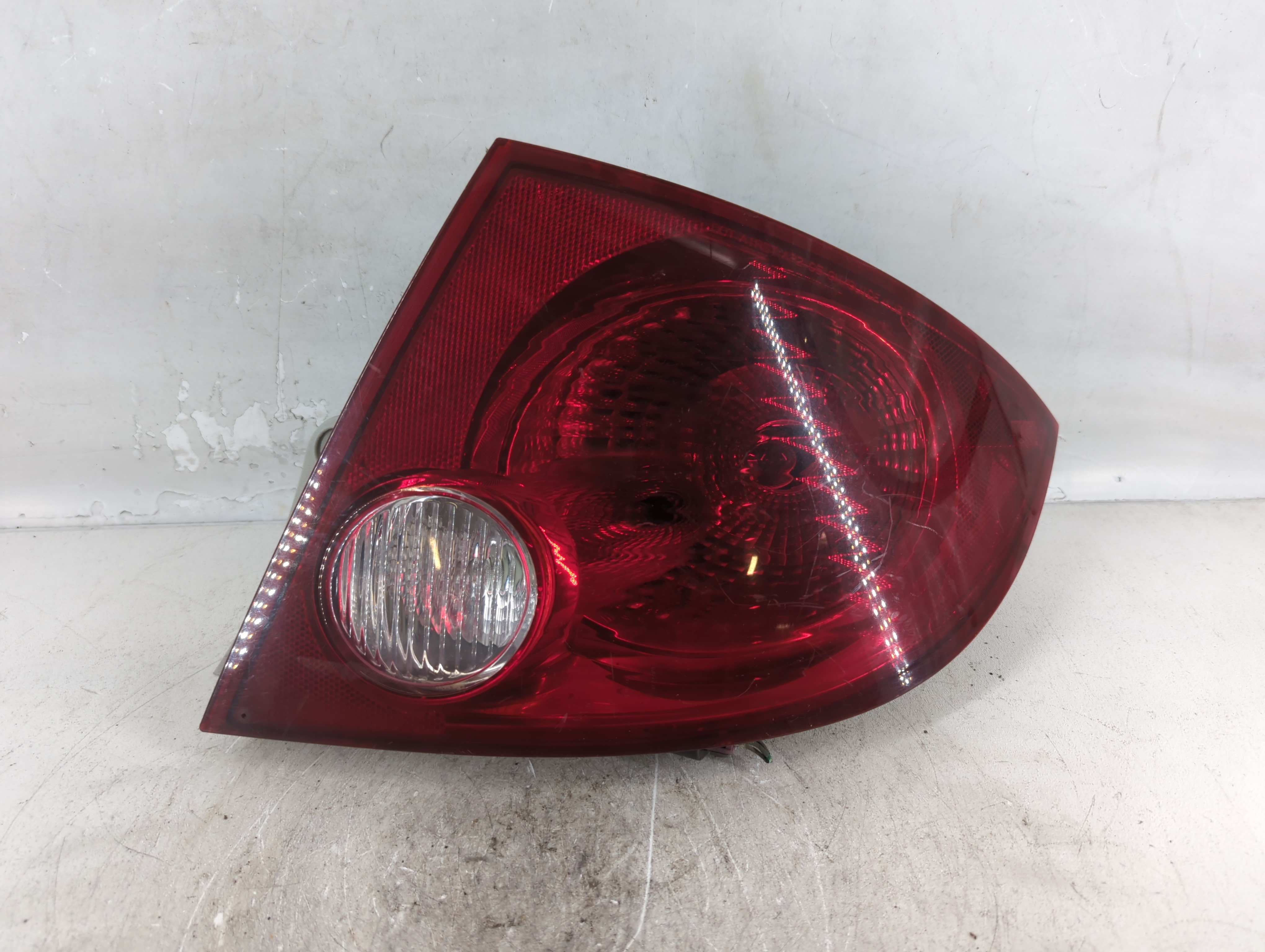 2005-2010 Chevrolet Cobalt Passenger Right Side Tail Light Taillight Oem 774657 - Oemusedautoparts1.com