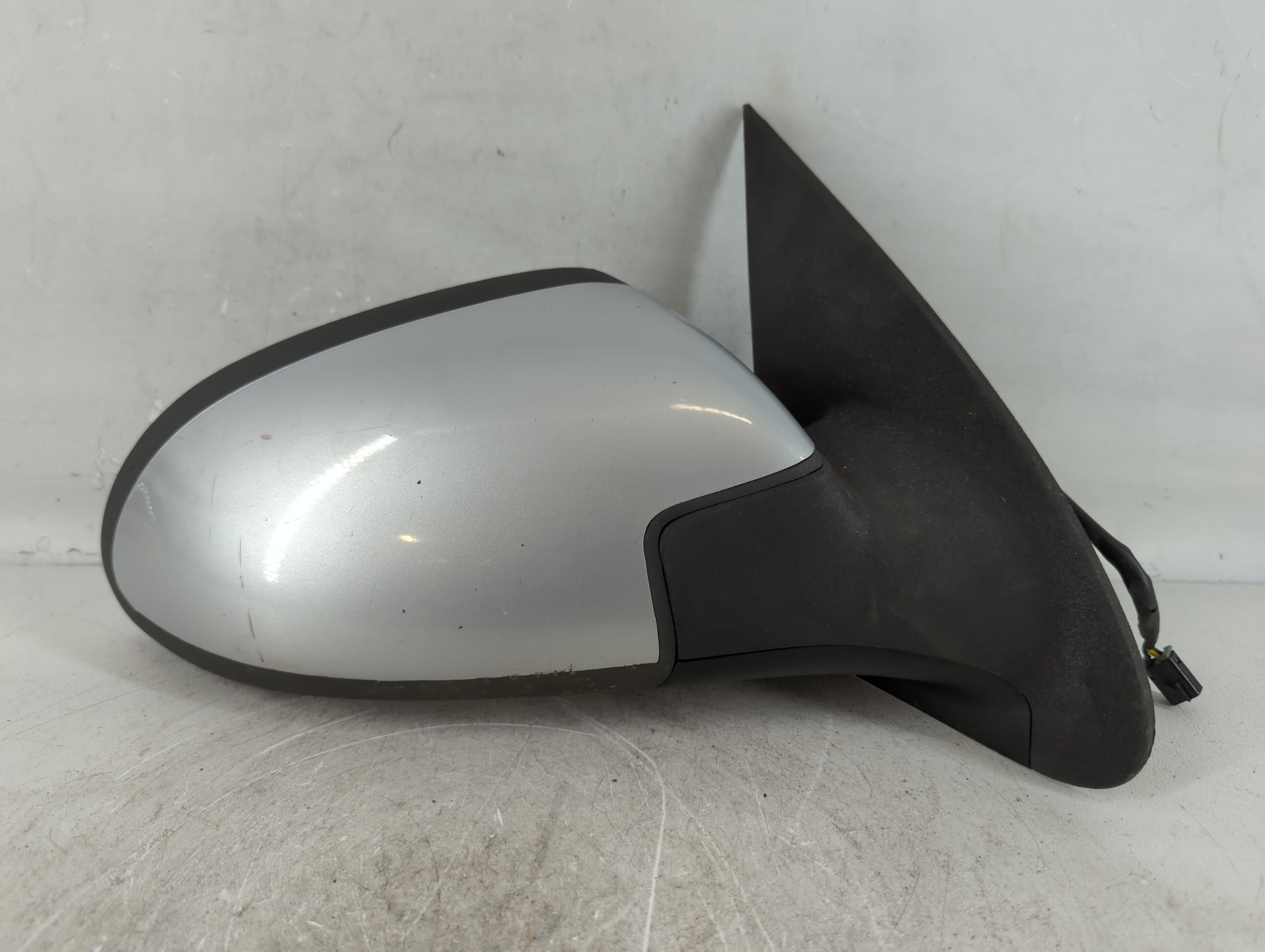 2007-2010 Pontiac G5 Driver Left Side View Manual Door Mirror 774672 - Oemusedautoparts1.com
