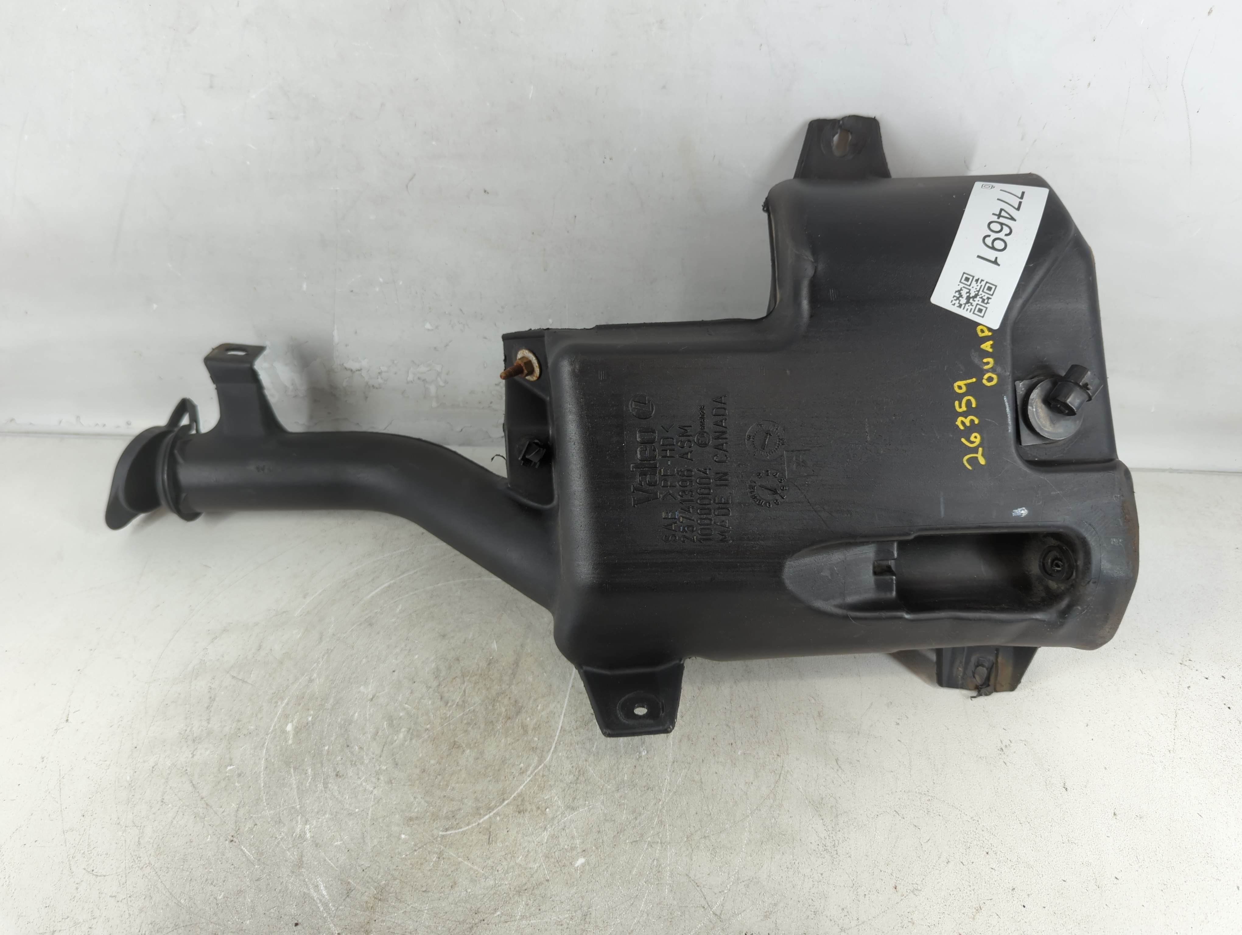 2003-2007 Cadillac Cts Windshield Washer Fluid Reservoir Bottle Oem 774691 - Oemusedautoparts1.com