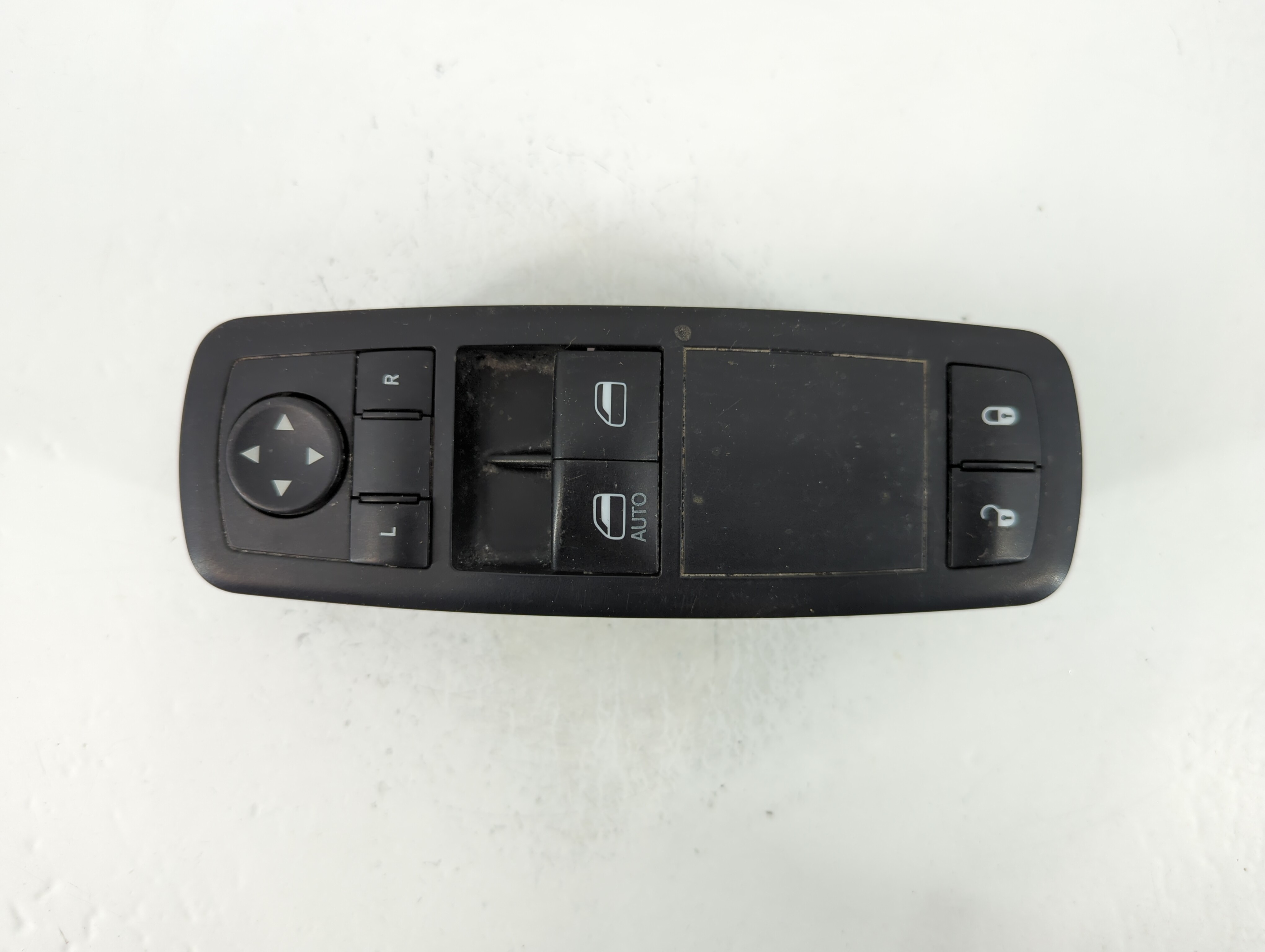 Dodge Caravan Driver Left Door Master Power Window Switch 68110870aa 774728 - Oemusedautoparts1.com