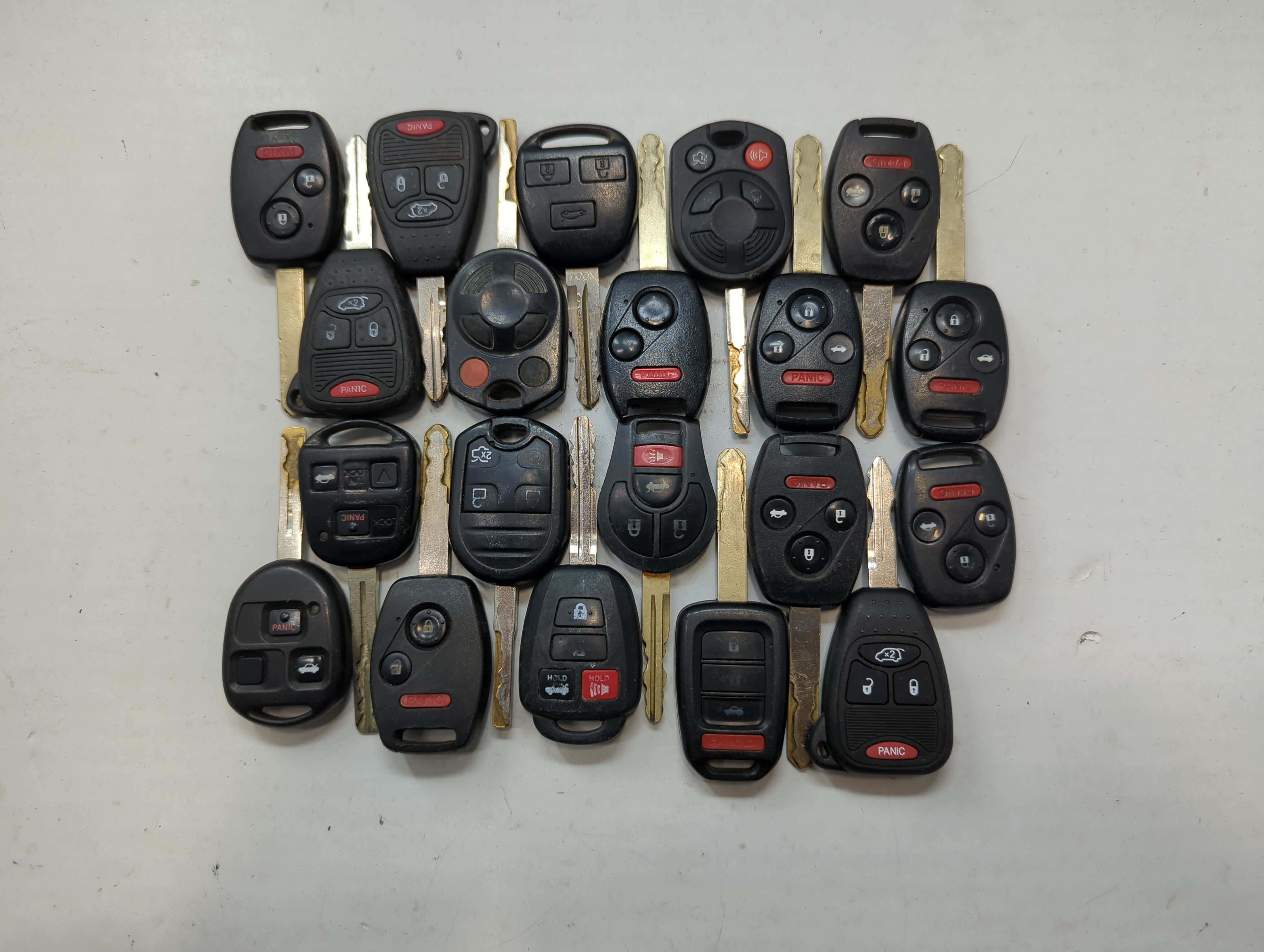 Lot of 20 Aftermarket Keyless Entry Remote Fob MIXED FCC IDS MIXED PART 774876 - Oemusedautoparts1.com