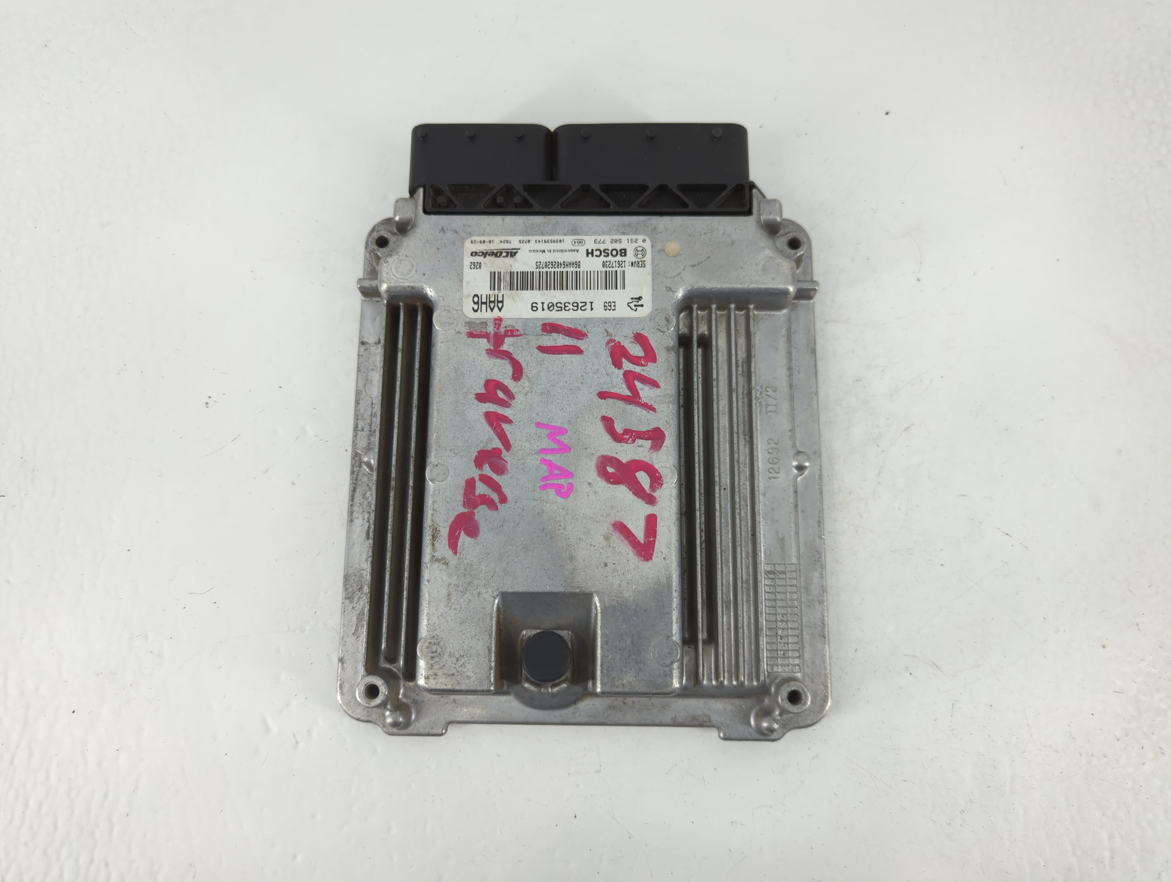 Picture of Chevrolet Traverse Engine Control Computer Ecu Pcm Ecm Pcu Oem 12635019 774877