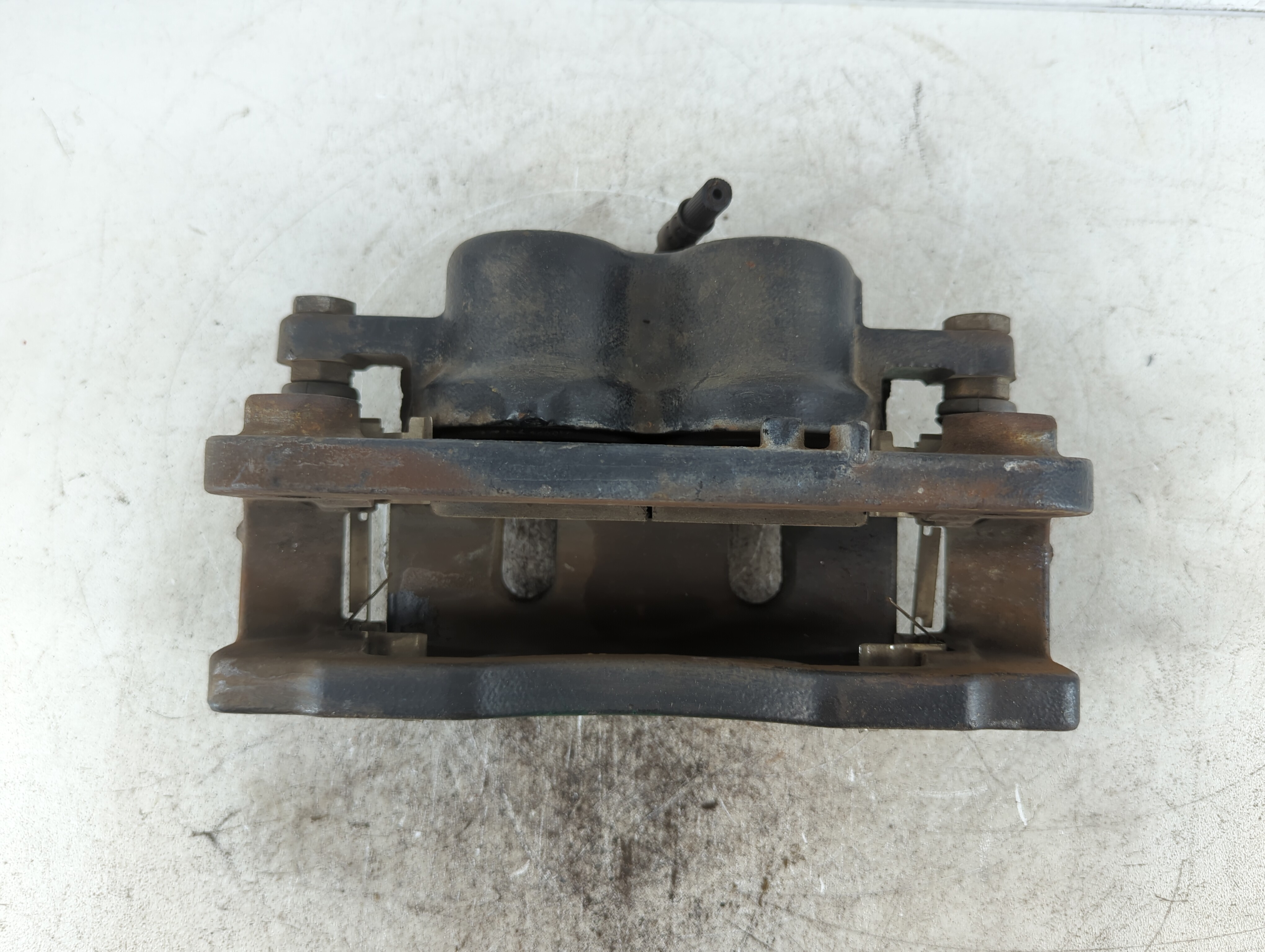 Picture of 2007-2014 Gmc Yukon Xl 1500 Front Driver Left Brake Caliper 775095