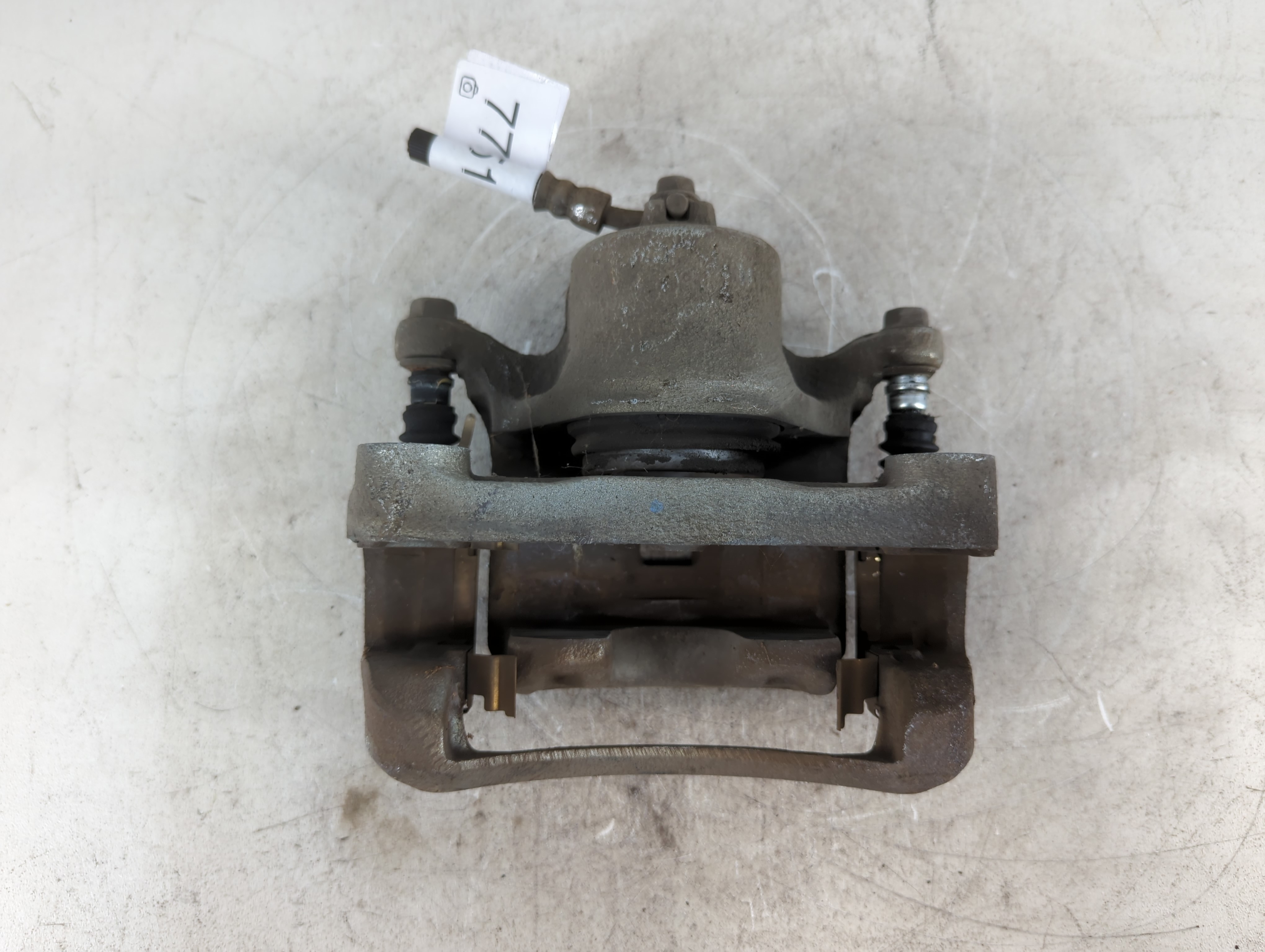 Picture of 2013-2019 Nissan Sentra Front Driver Left Brake Caliper 775100
