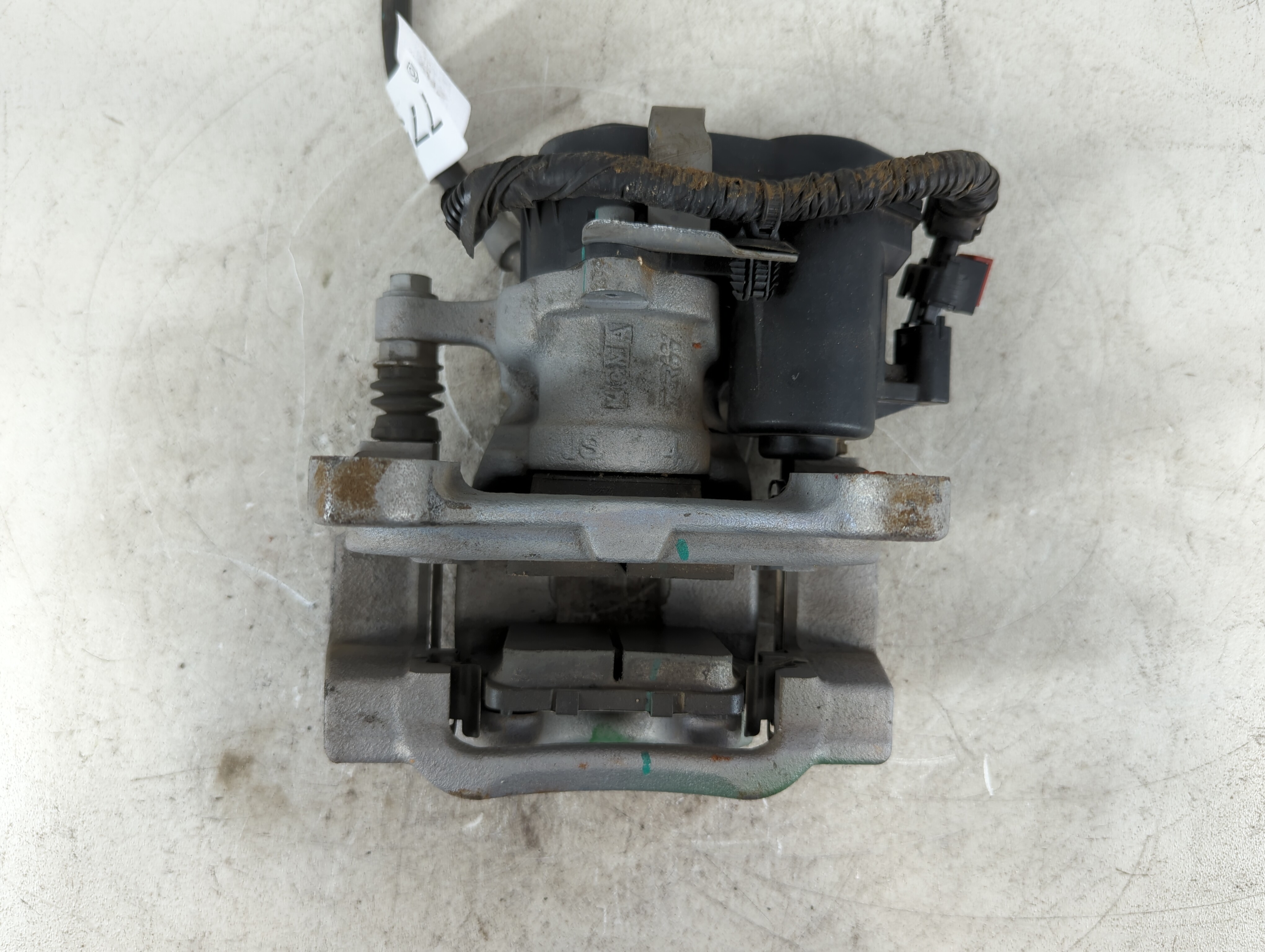 Picture of 2019-2020 Cadillac Xt4 Front Driver Left Brake Caliper 775131