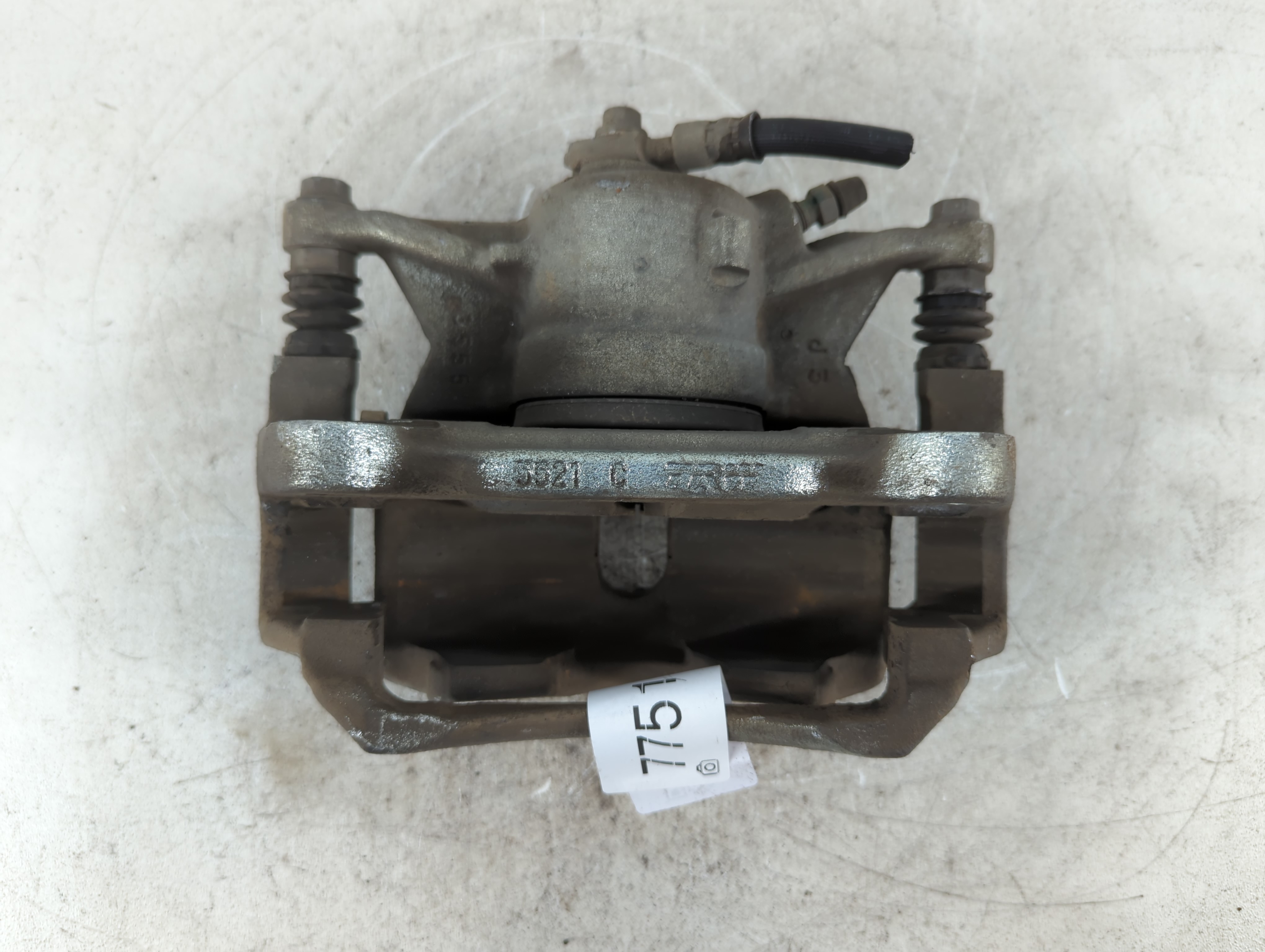 2013-2019 Ford Taurus Front Passenger Right Brake Caliper 775134 - Oemusedautoparts1.com