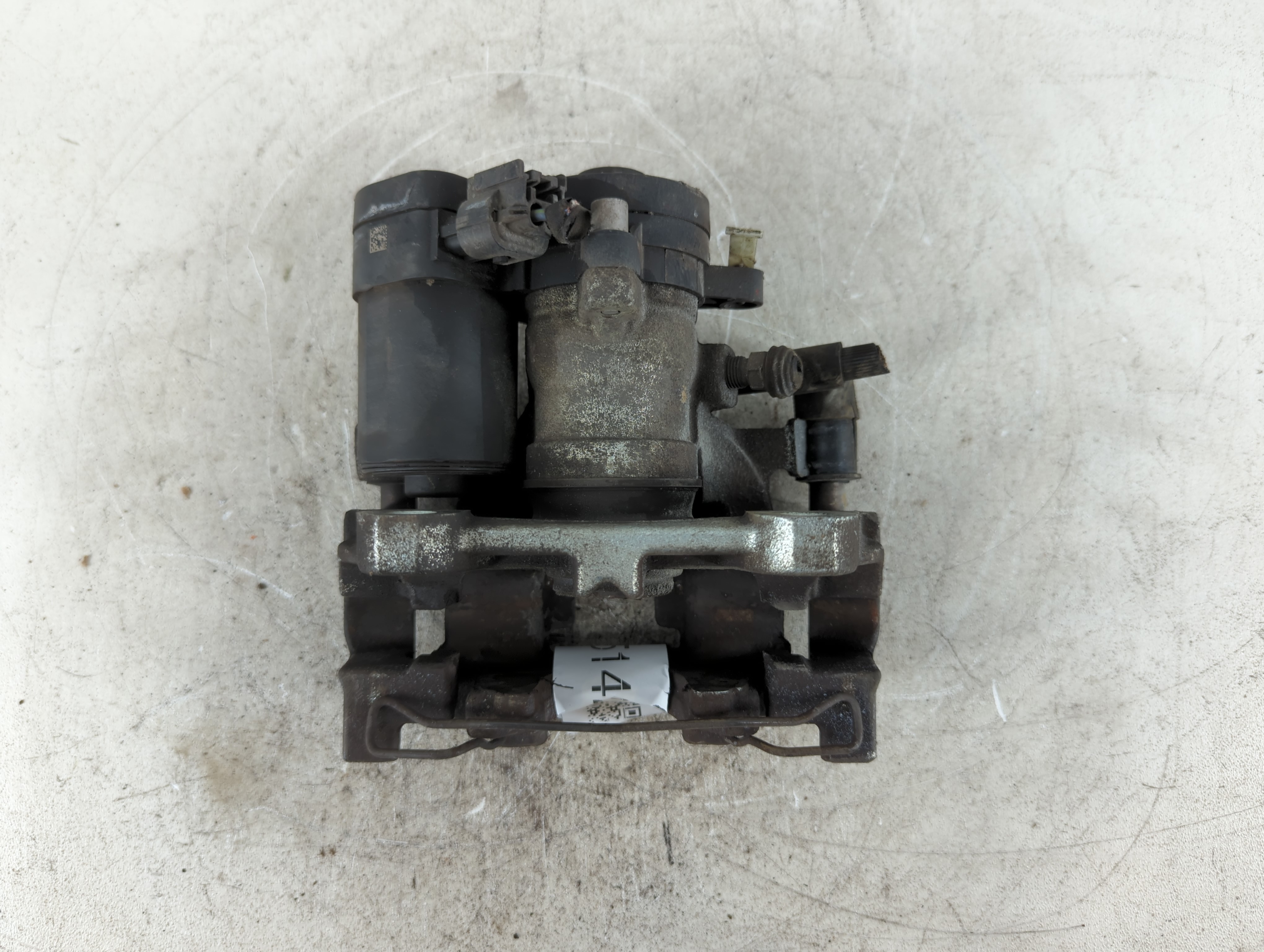 2013-2020 Ford Fusion Front Driver Left Brake Caliper 775142 - Oemusedautoparts1.com