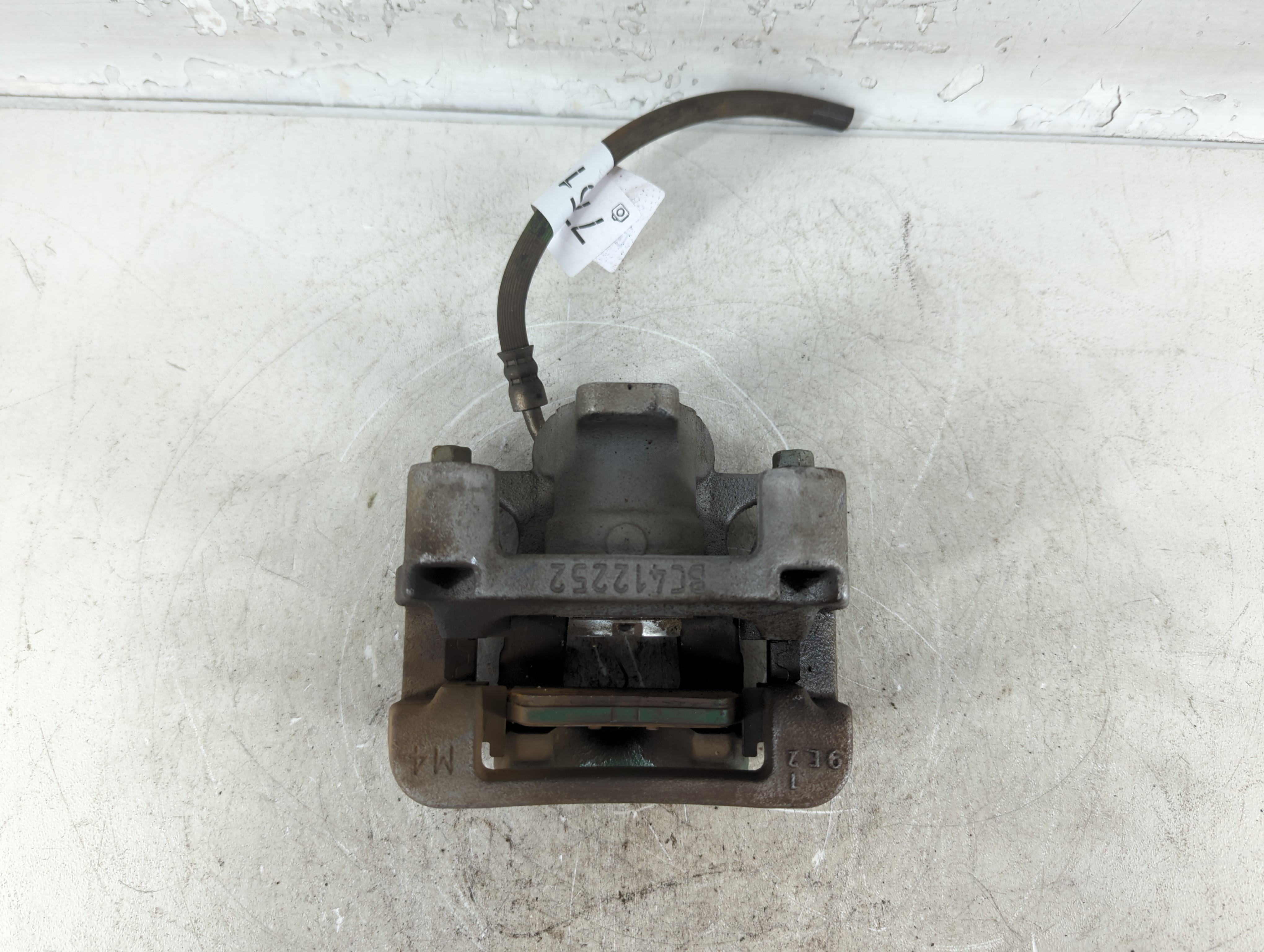 Picture of 2019-2021 Hyundai Tucson Front Driver Left Brake Caliper 775148