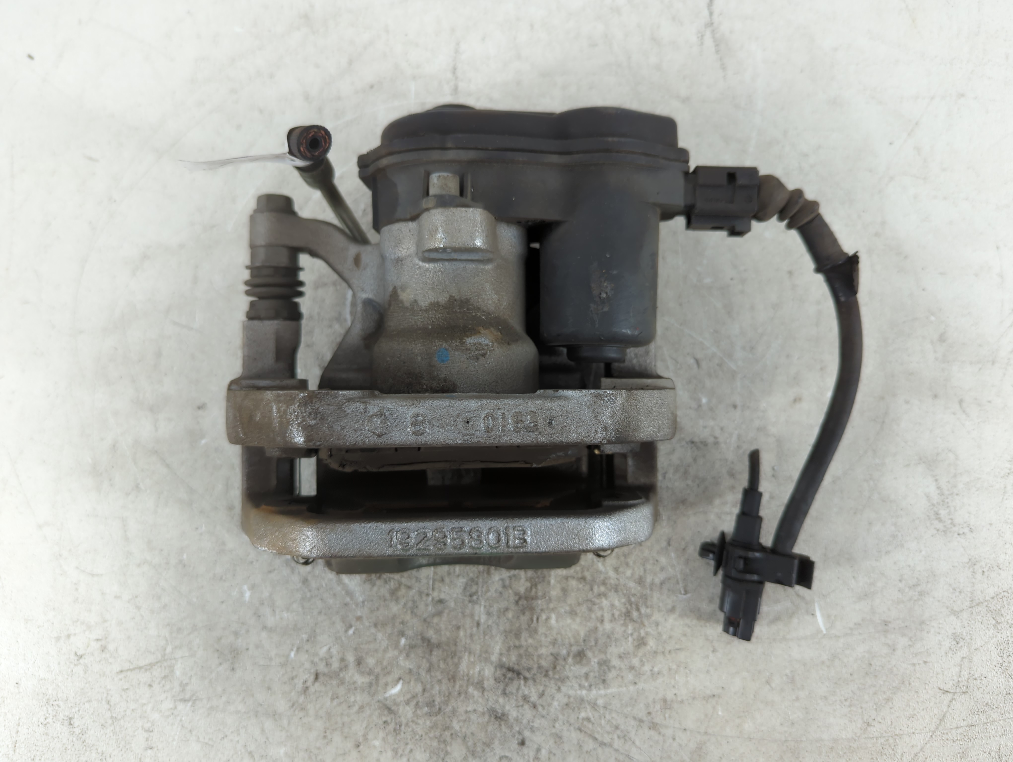 2020 Honda Odyssey Rear Driver Left Brake Caliper 775175 - Oemusedautoparts1.com