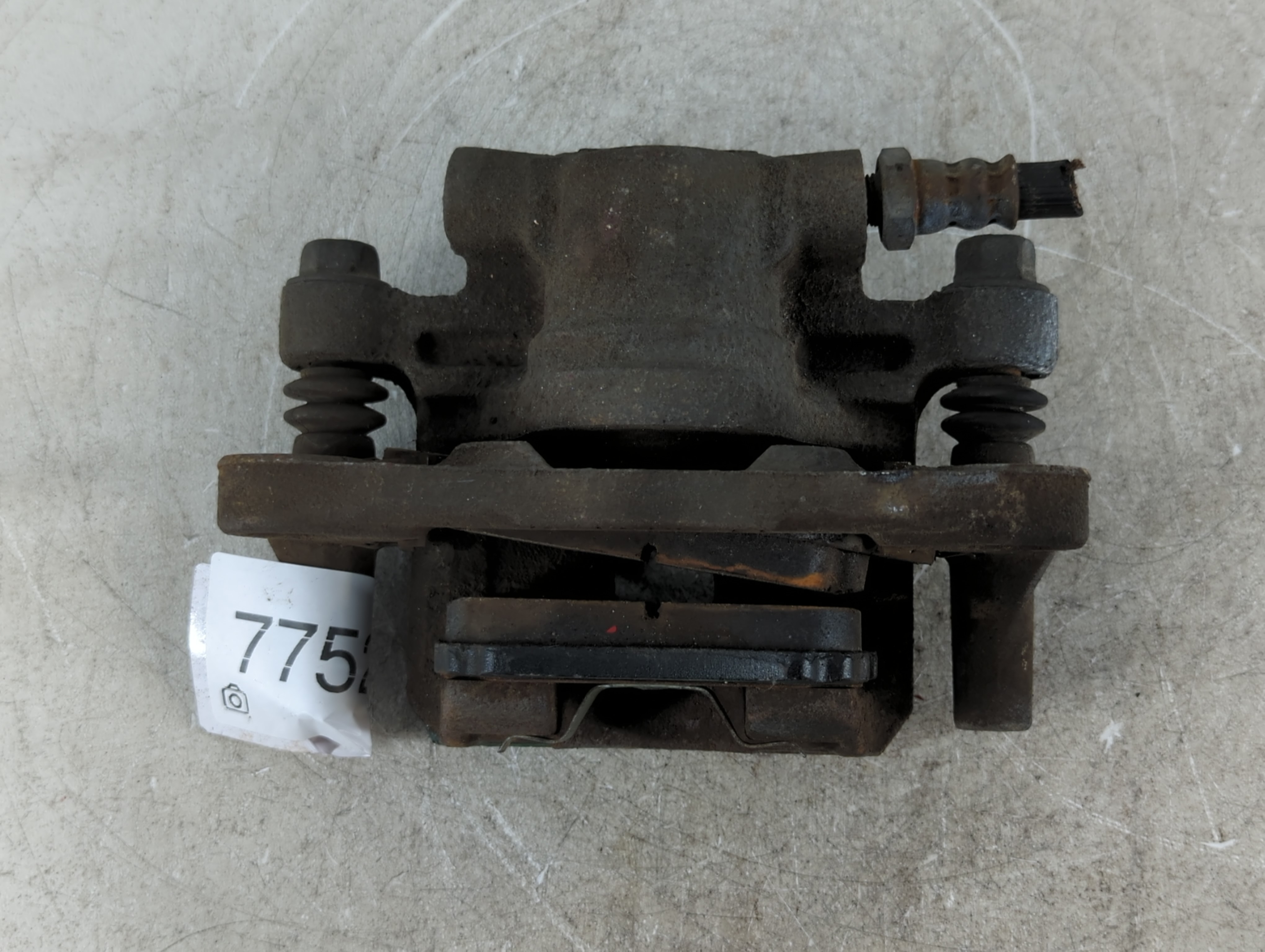 2011-2014 Chrysler 200 Front Driver Left Brake Caliper 775248 - Oemusedautoparts1.com