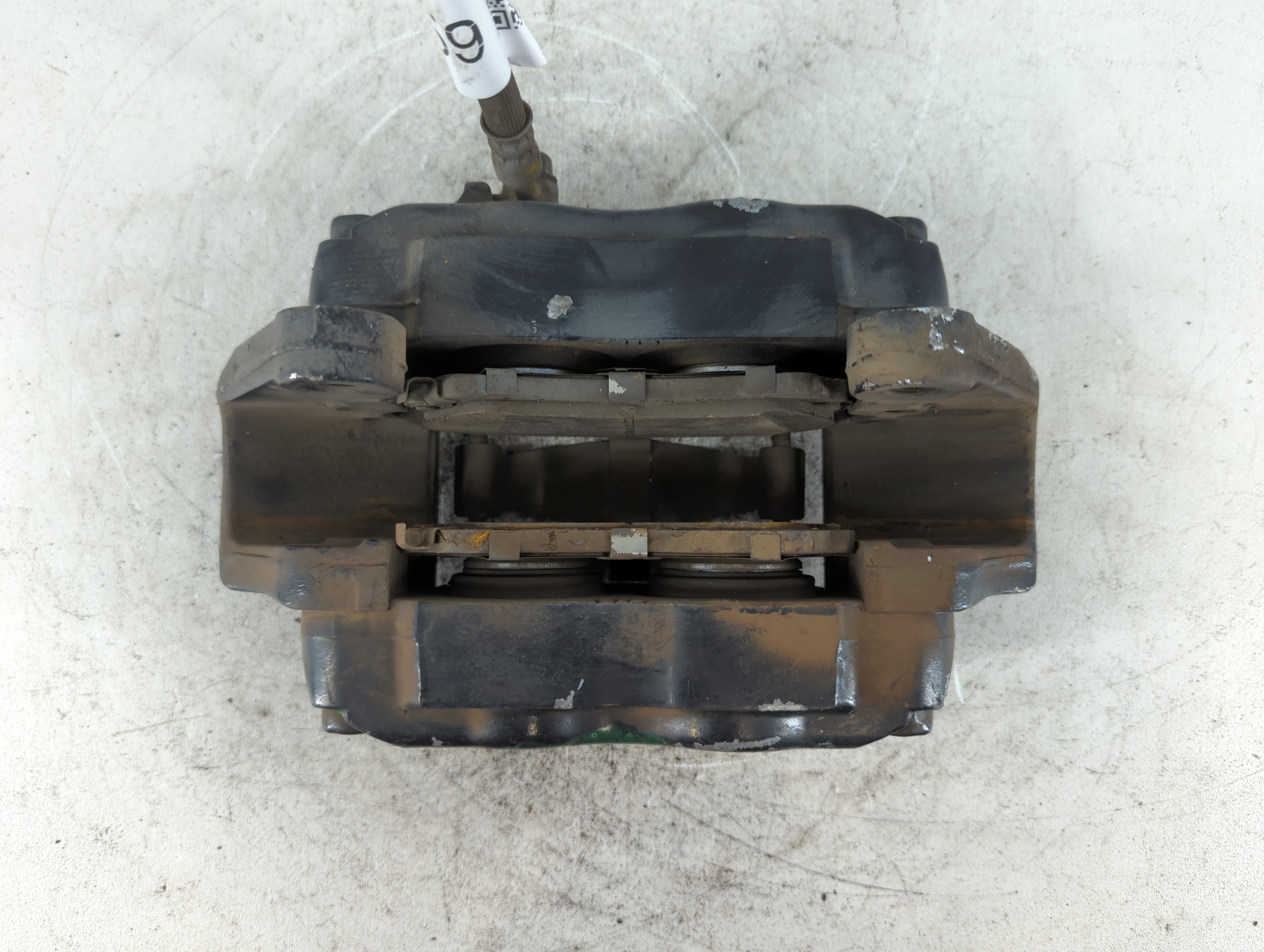 2012-2014 Hyundai Genesis Front Driver Left Brake Caliper 775259 - Oemusedautoparts1.com