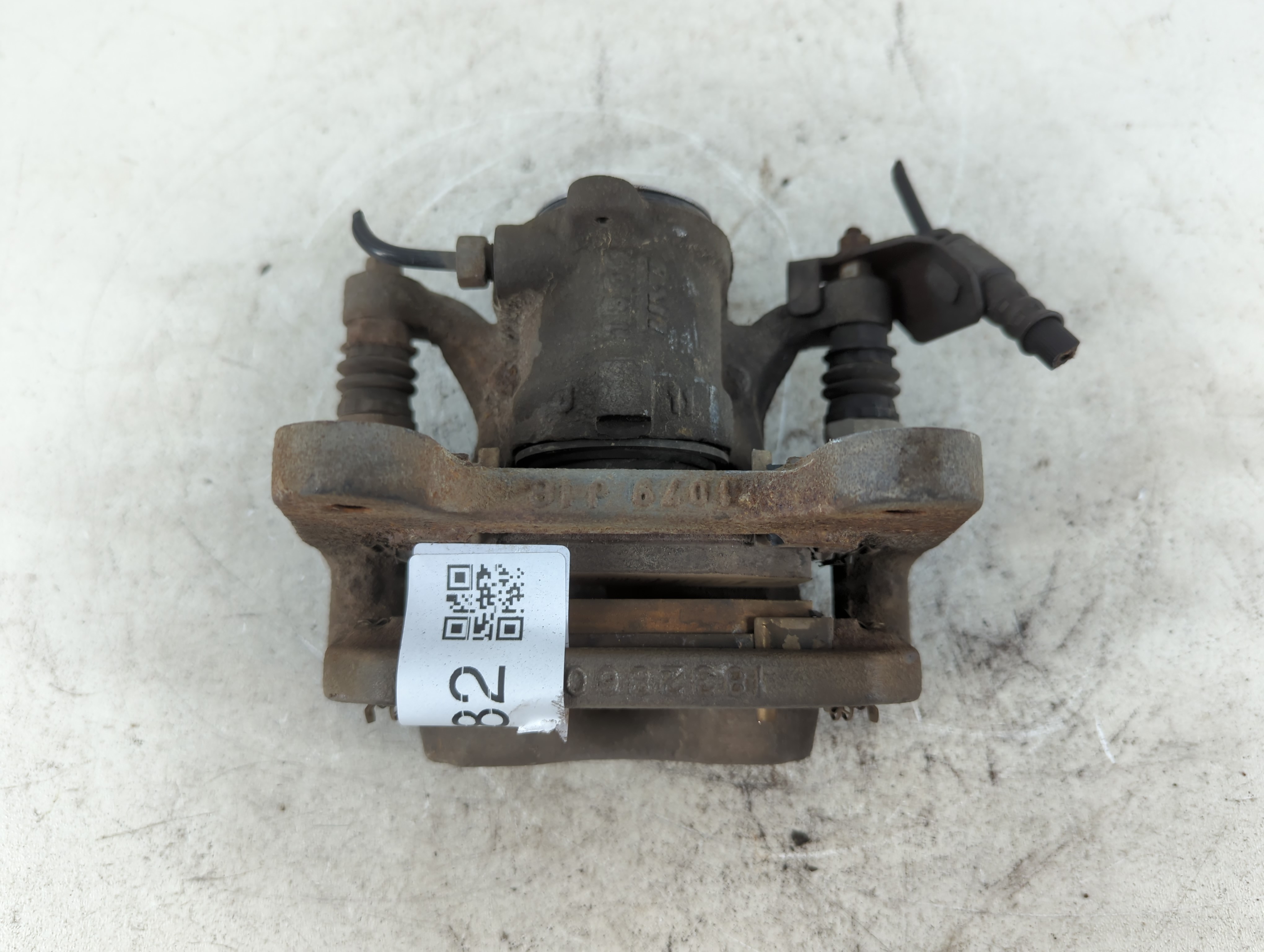 2014-2020 Jeep Cherokee Front Driver Left Brake Caliper 775282 - Oemusedautoparts1.com