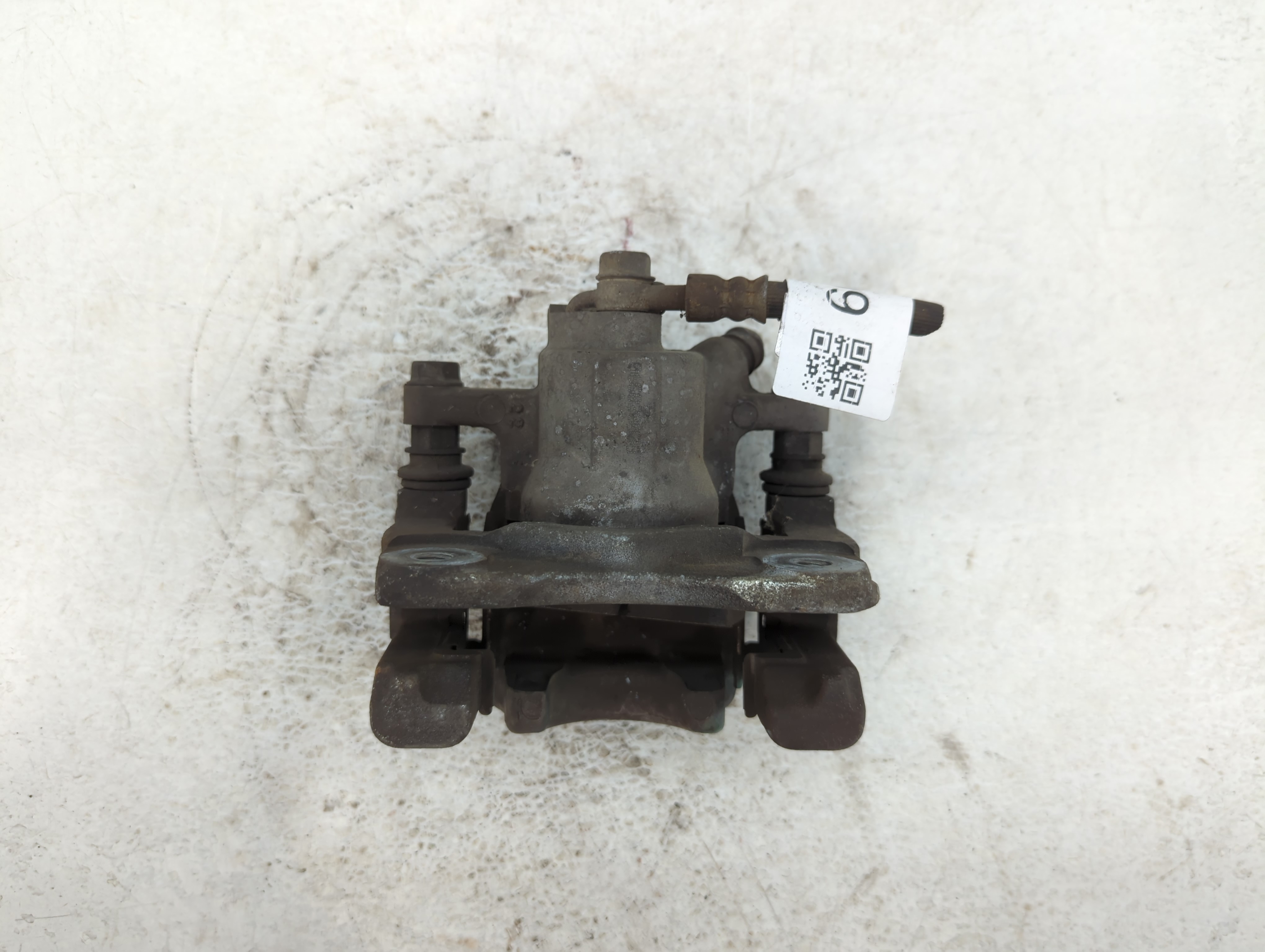 Picture of 2007-2011 Toyota Camry Front Driver Left Brake Caliper 775299