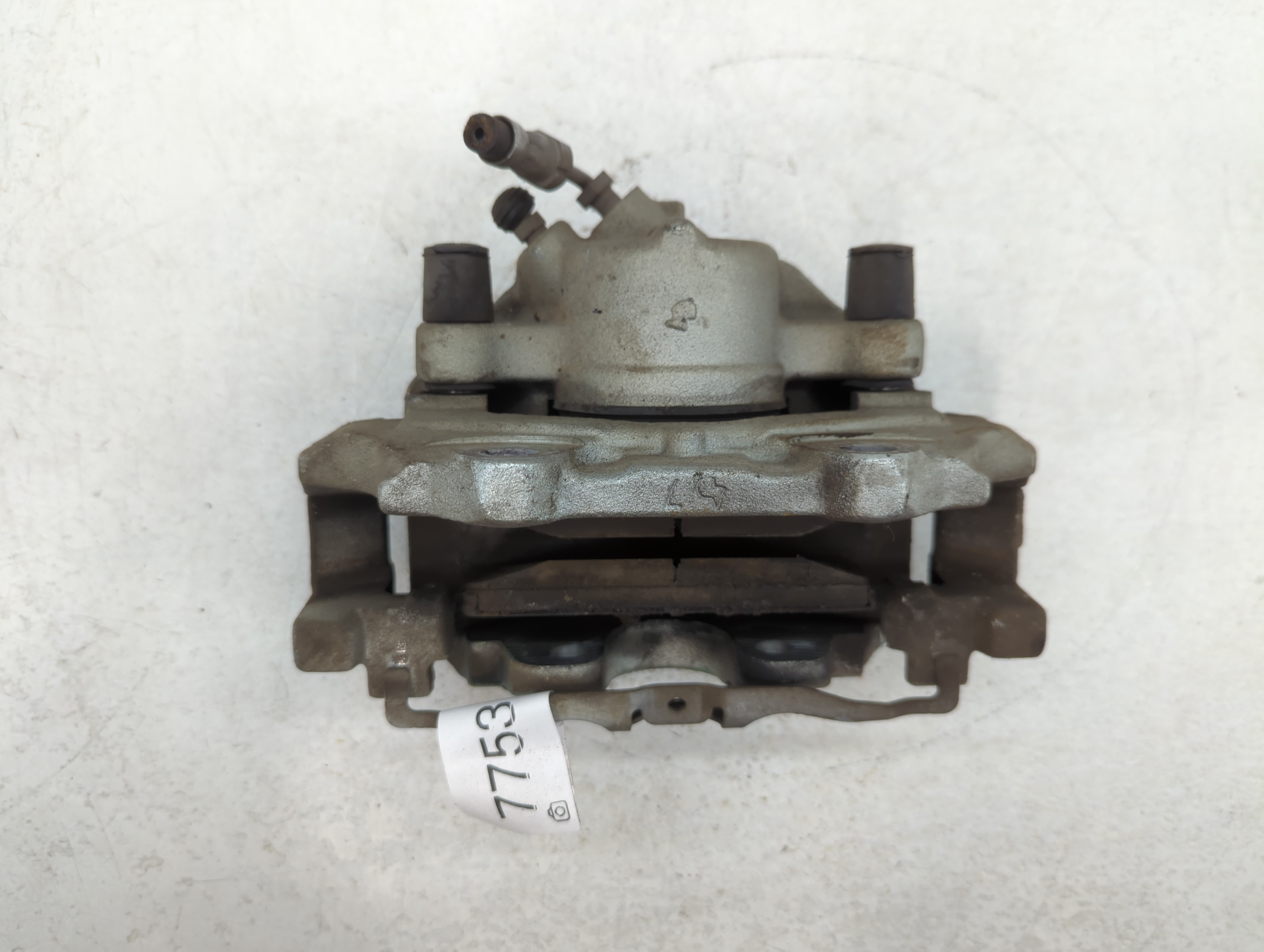 2015-2019 Lincoln Mkc Front Driver Left Brake Caliper 775313 - Oemusedautoparts1.com
