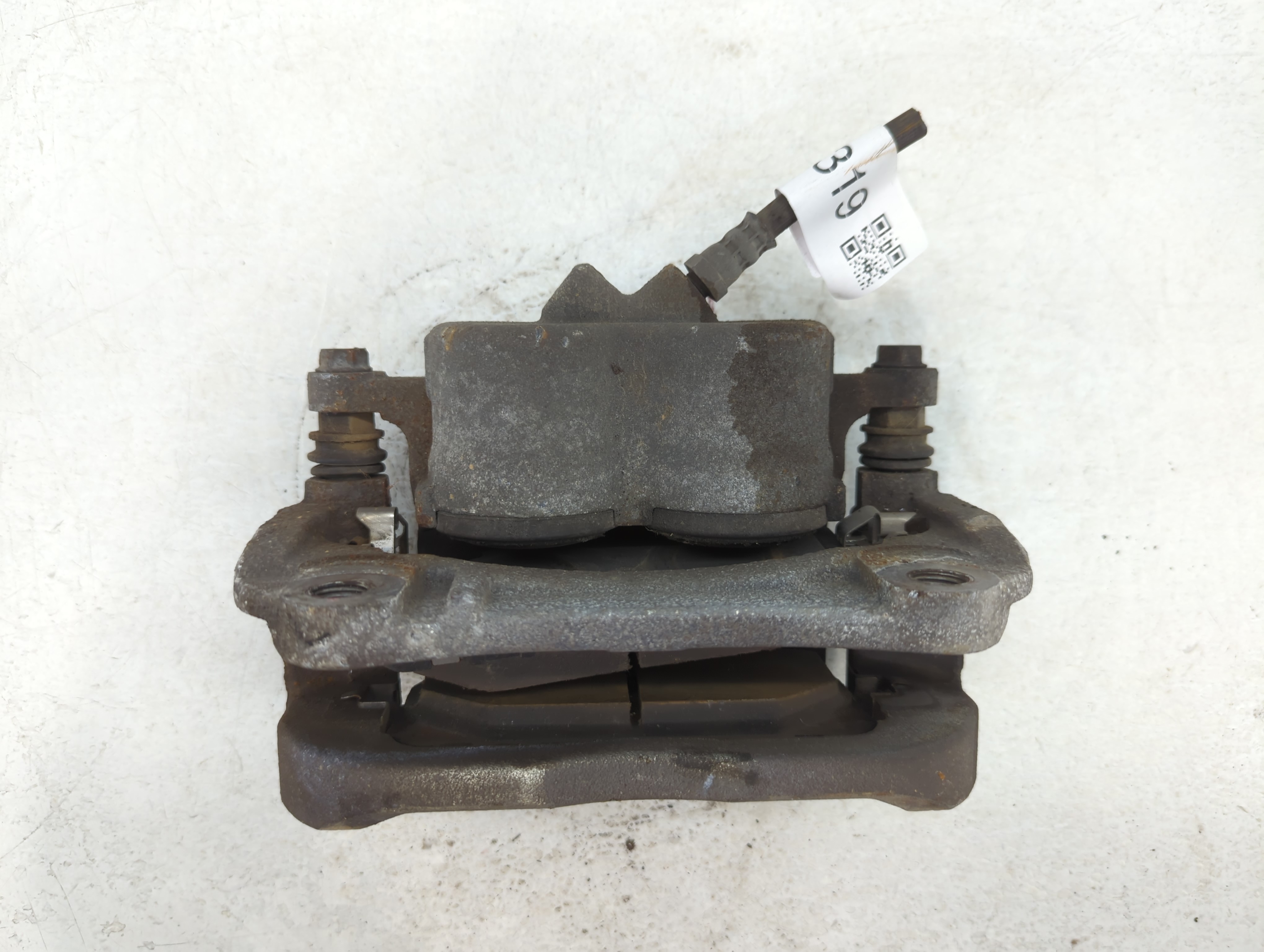 2014-2022 Jeep Cherokee Front Driver Left Brake Caliper 775319 - Oemusedautoparts1.com
