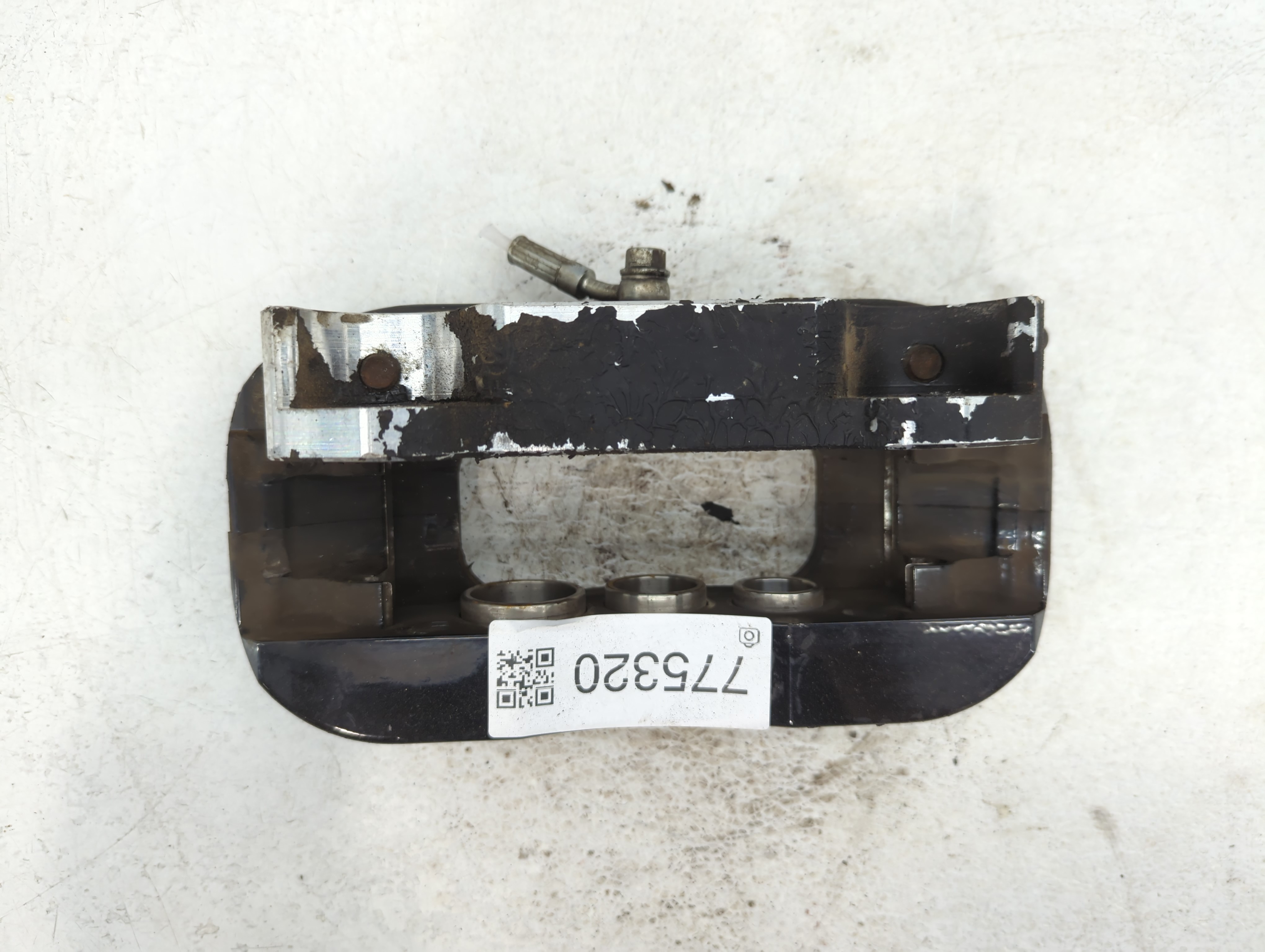 2013-2018 Volvo V60 Front Driver Left Brake Caliper 775320 - Oemusedautoparts1.com